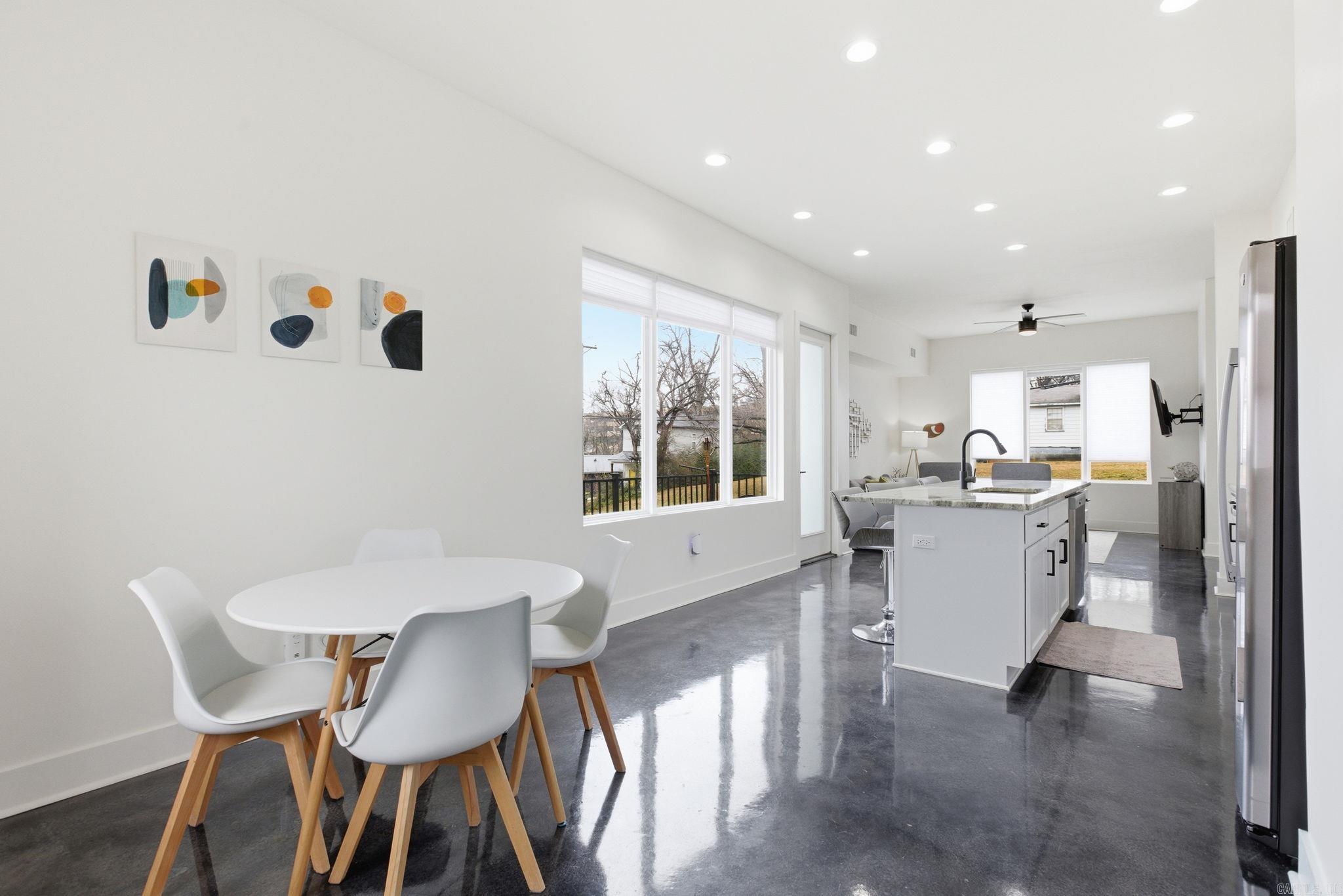 COTTAGES ON PARK II - Residential