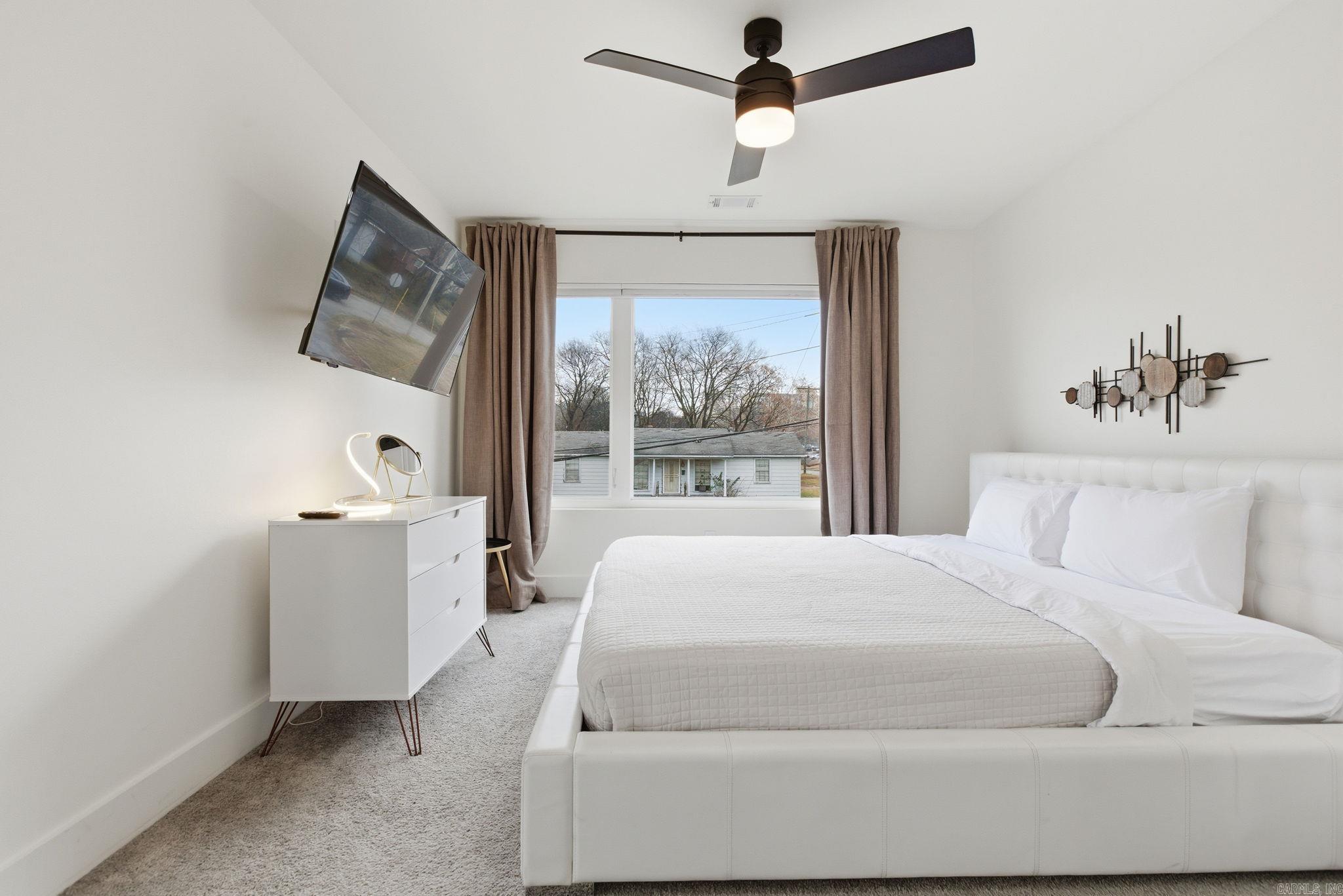 COTTAGES ON PARK II - Residential