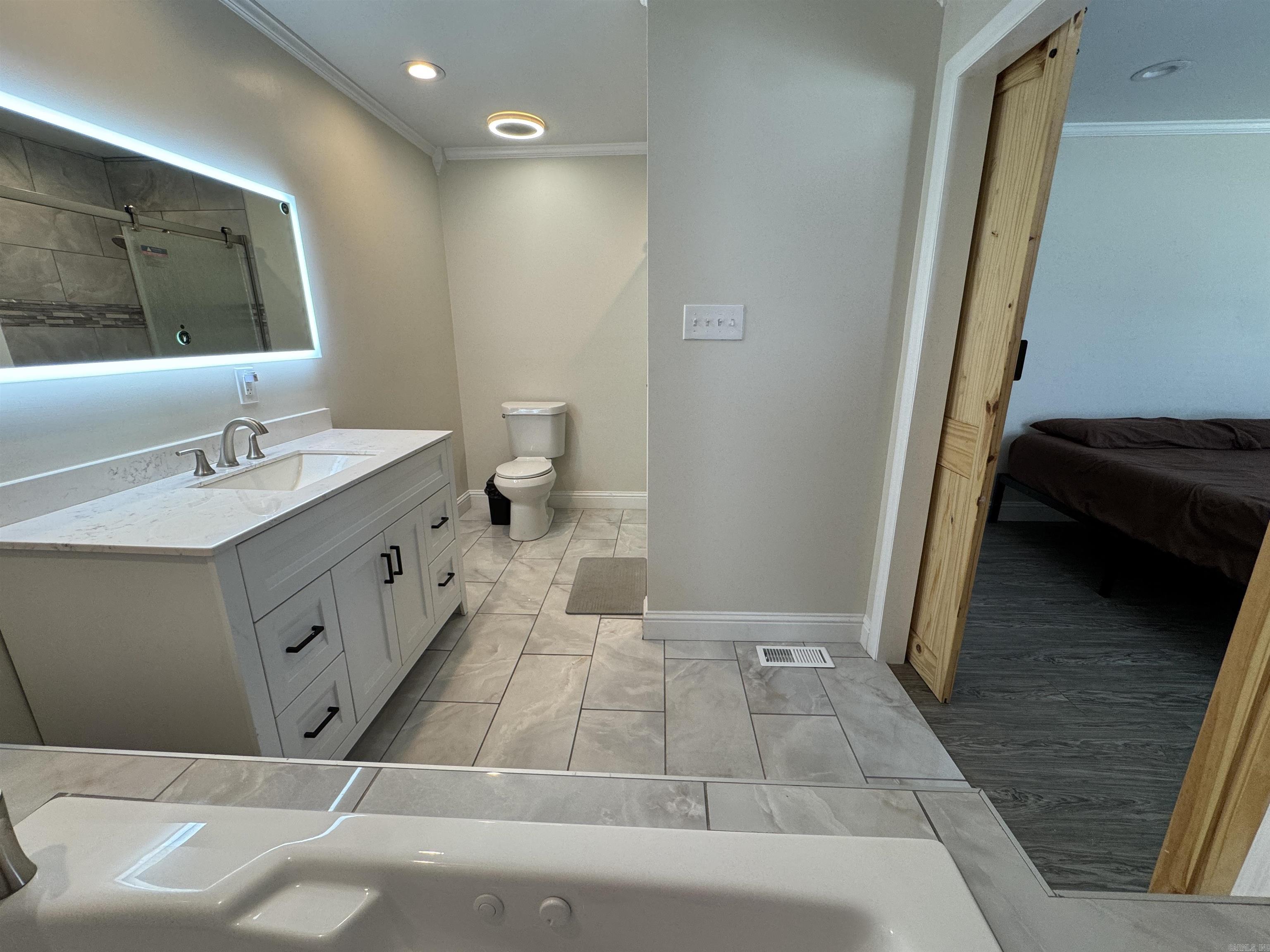 WOODLAND RIDGE - Residential