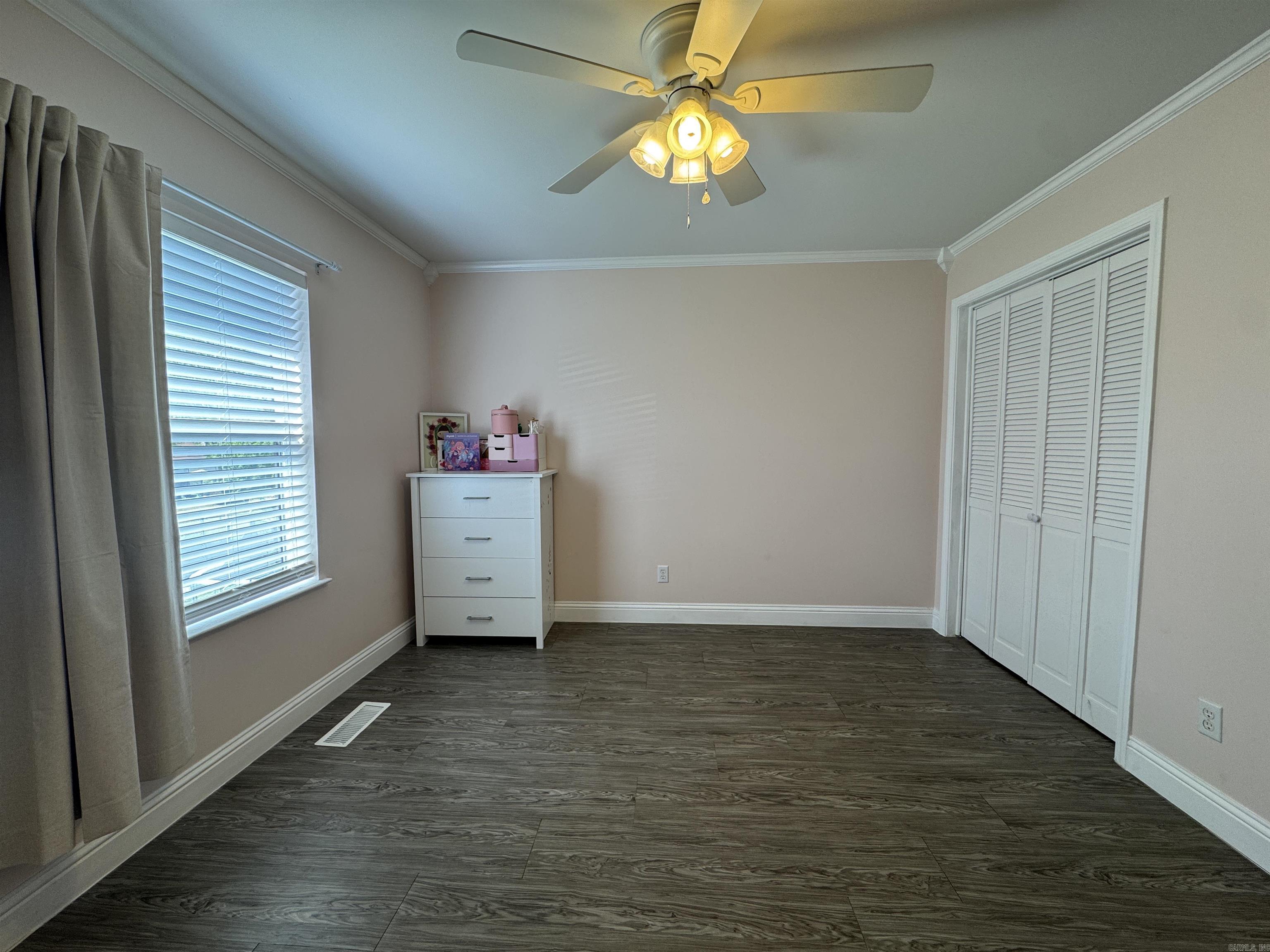 WOODLAND RIDGE - Residential