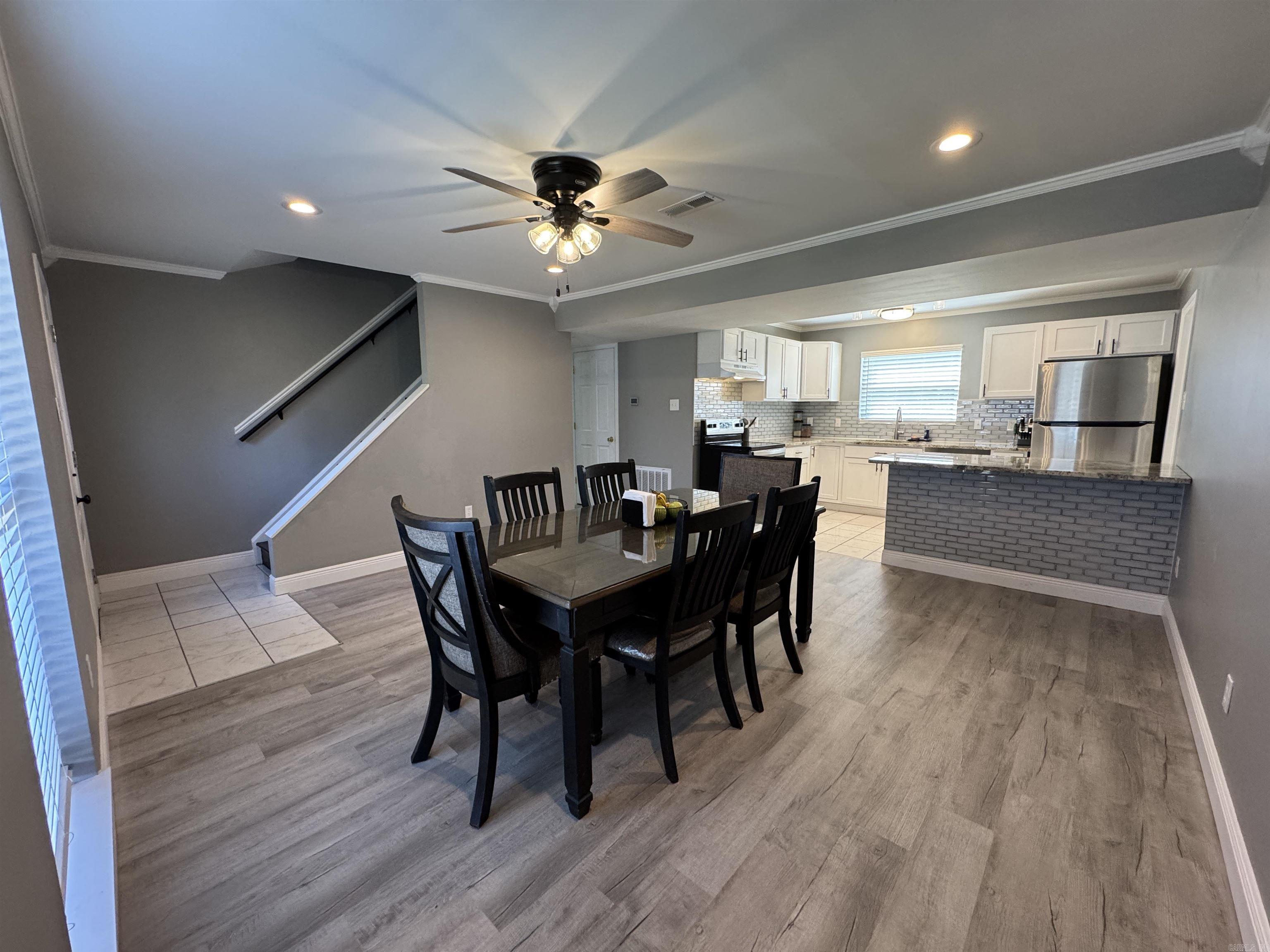 WOODLAND RIDGE - Residential