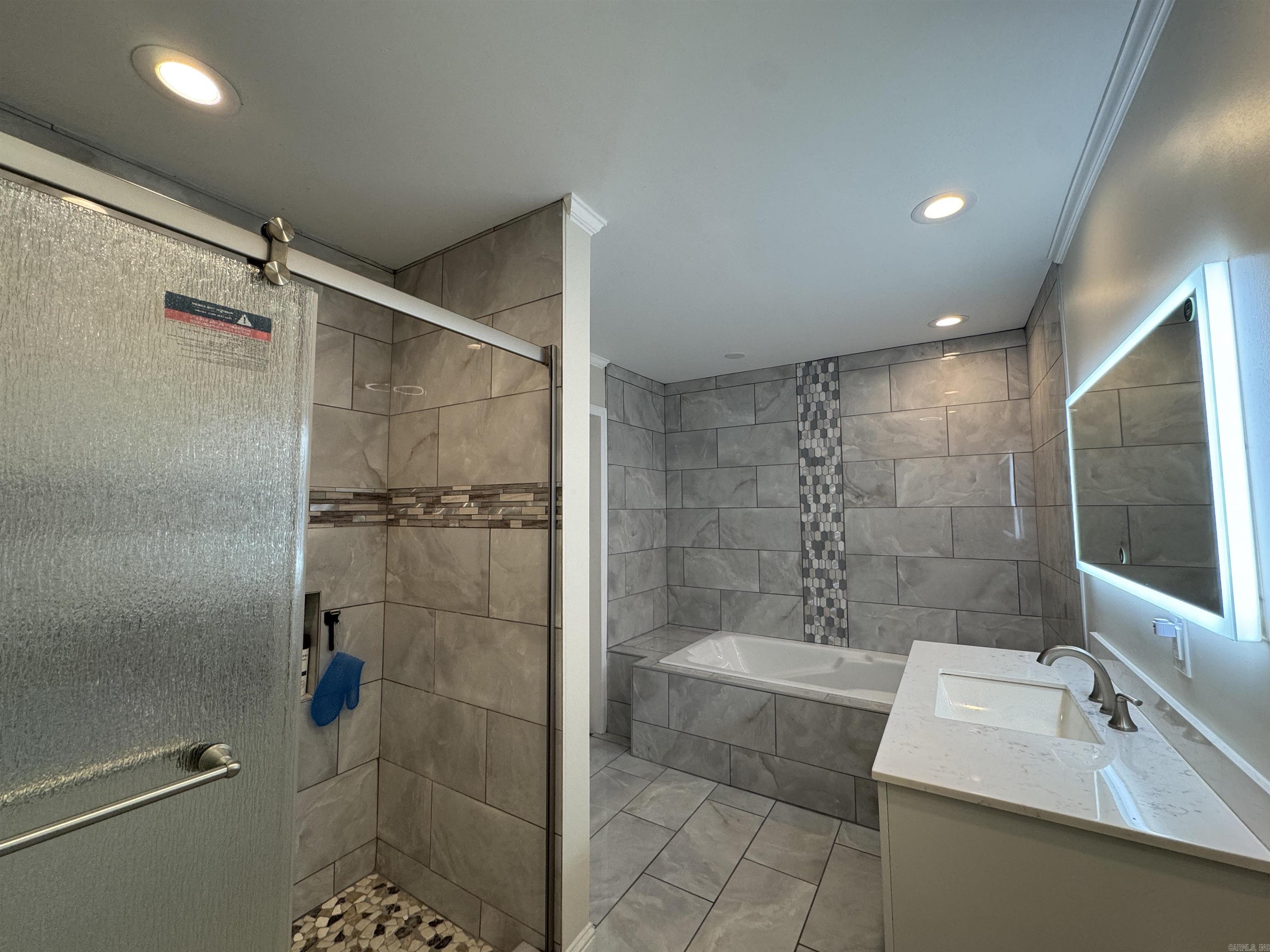 WOODLAND RIDGE - Residential