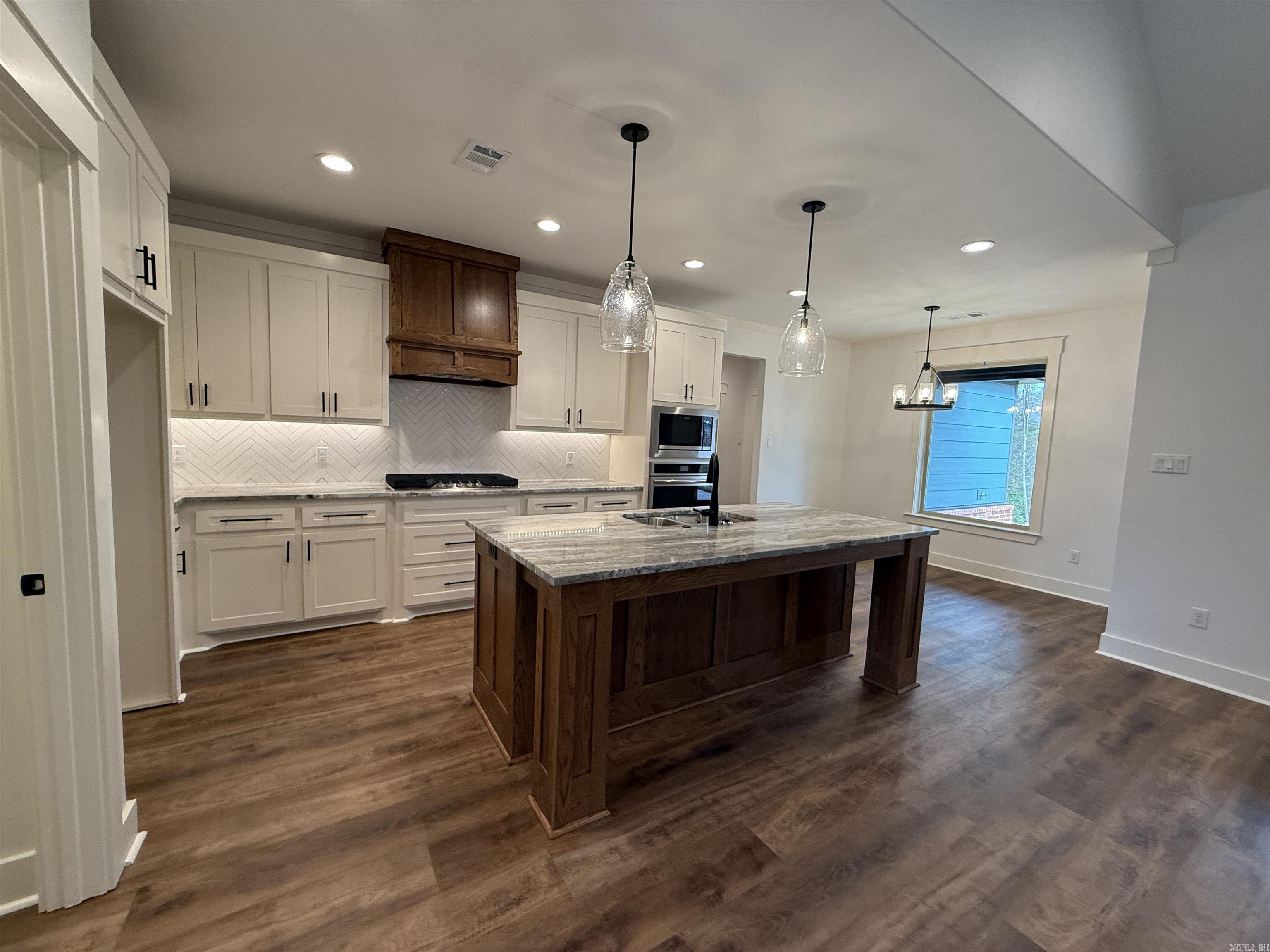 WINDS OF OSAGE - Residential