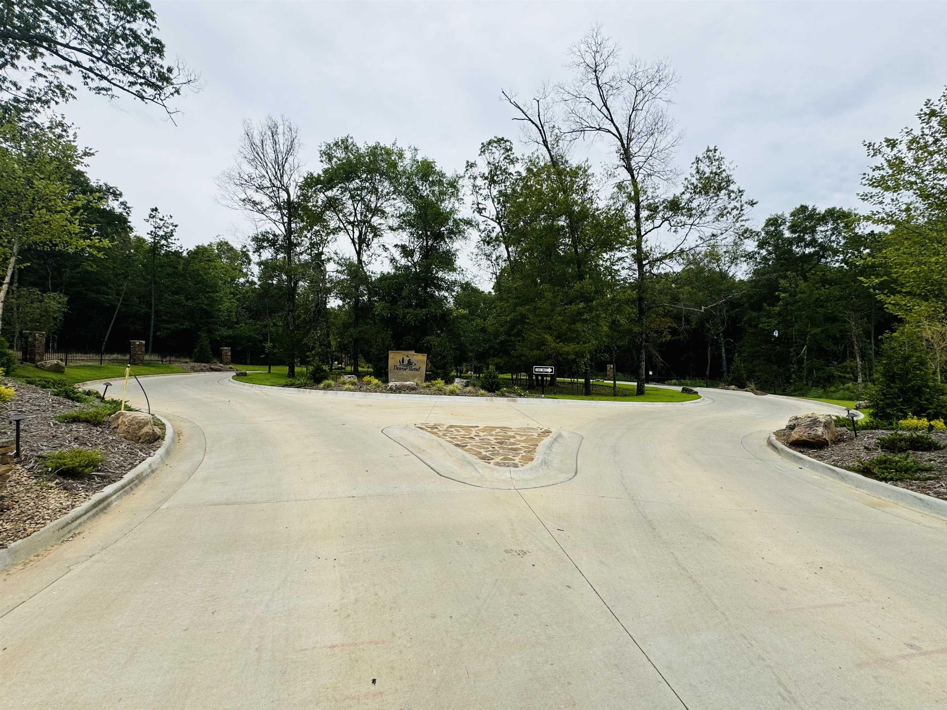 DEVOE BEND ADDITION - Land