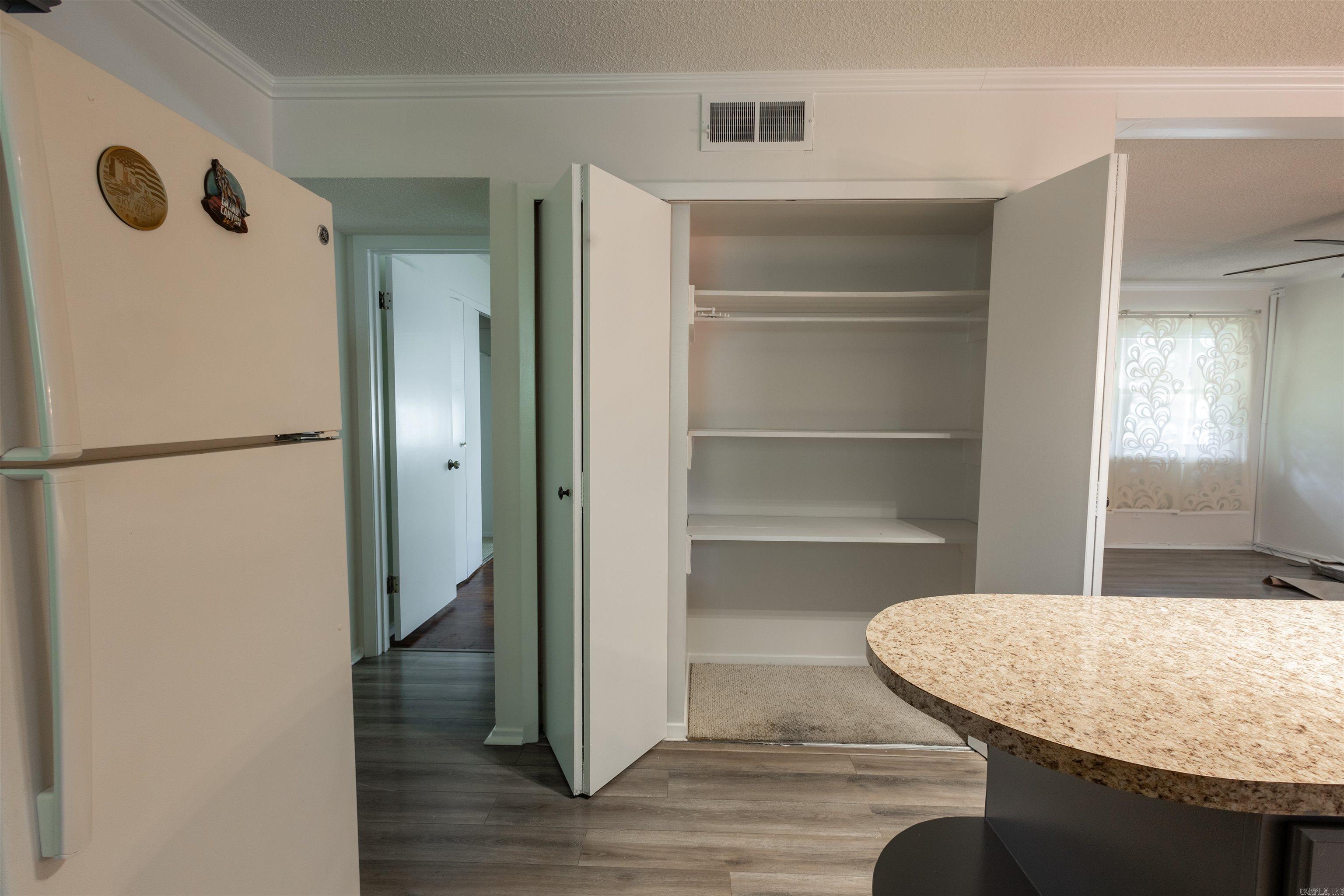 Meadowcliff - Residential Lease