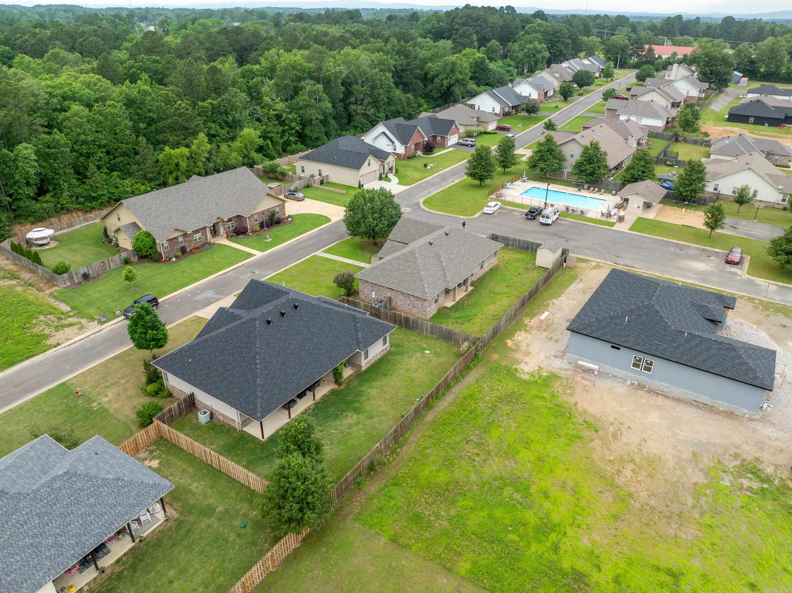 Fox Run I - Residential