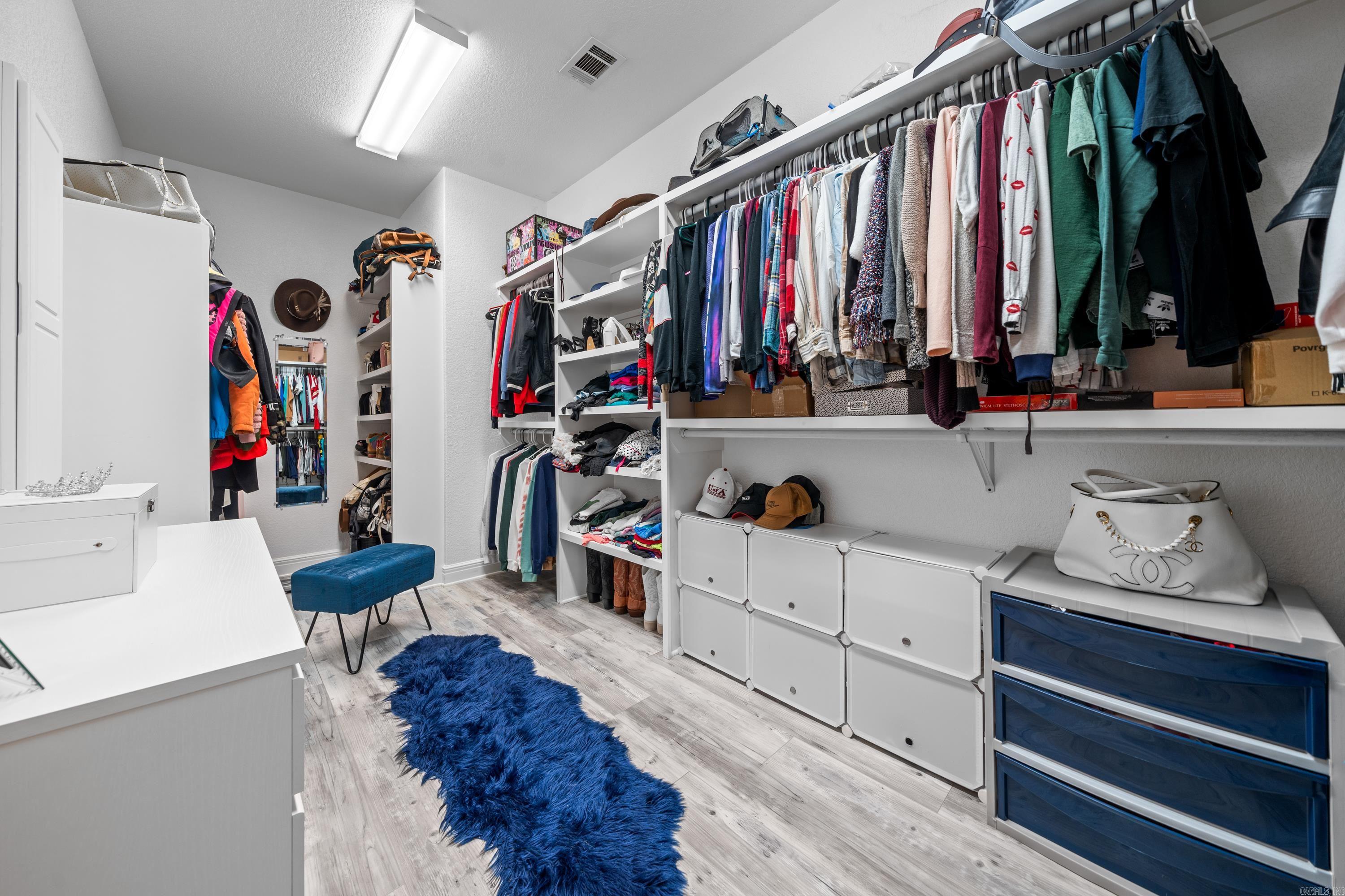 Fox Run I - Residential