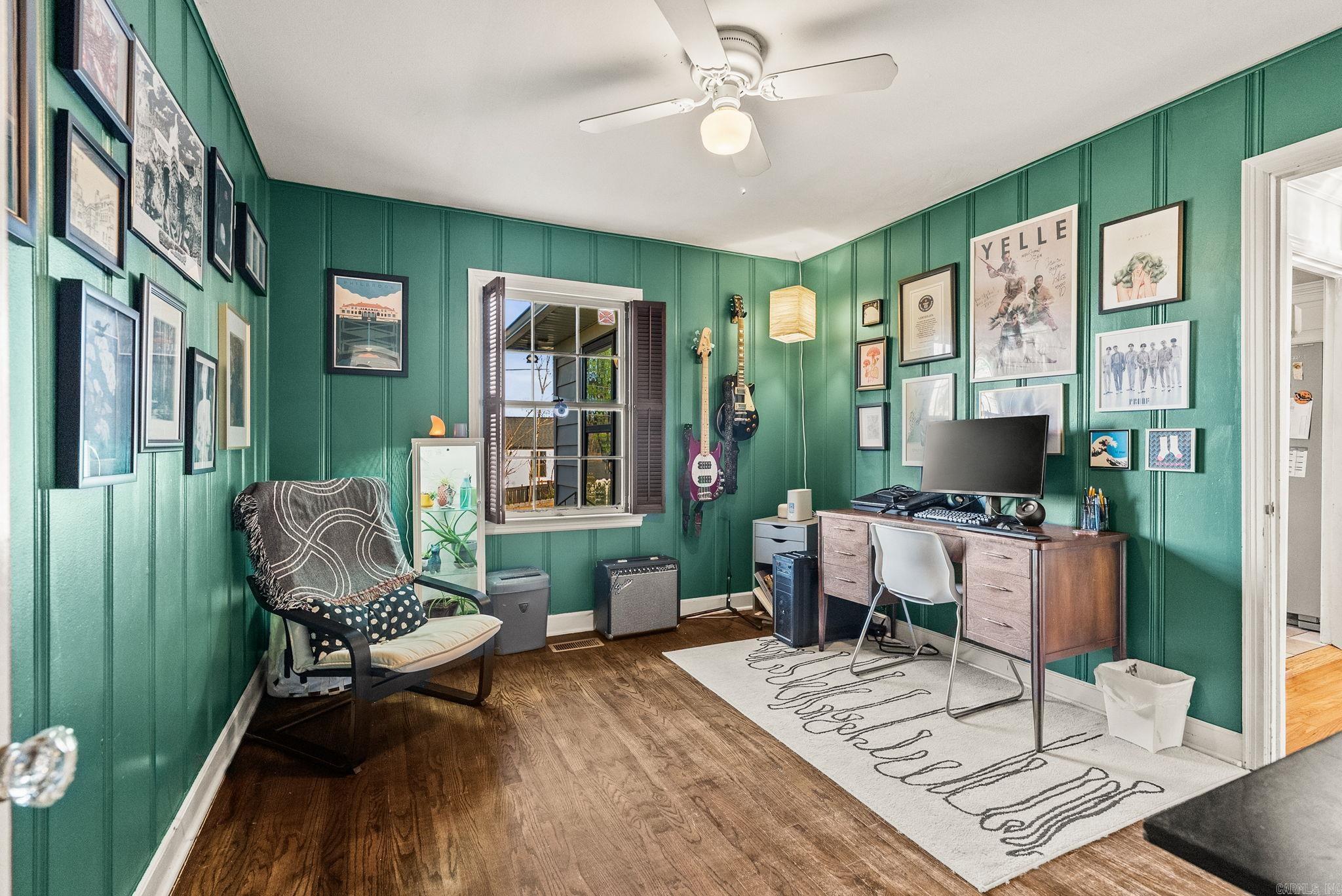 KINGWOOD PLACE - Residential