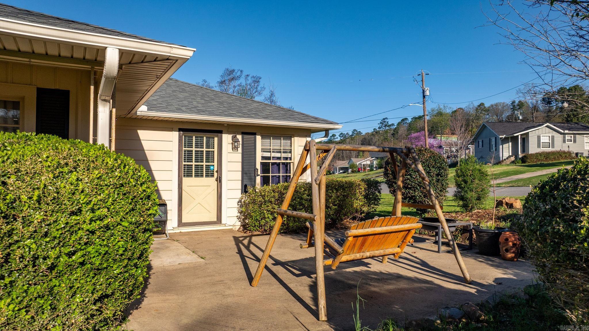 KINGWOOD PLACE - Residential