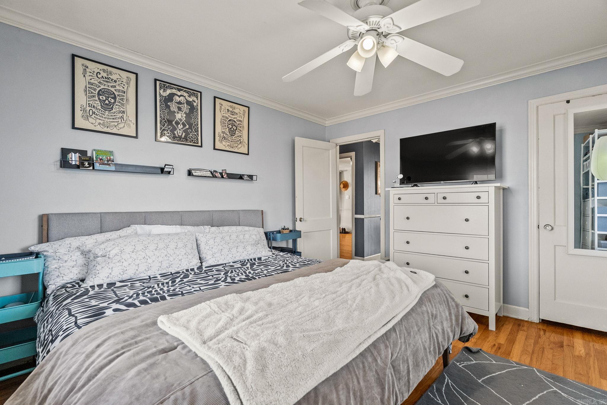 KINGWOOD PLACE - Residential