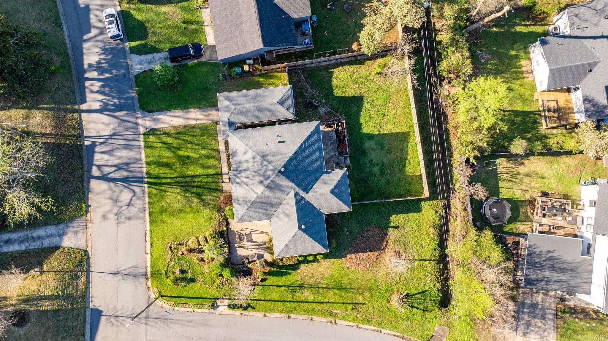 KINGWOOD PLACE - Residential