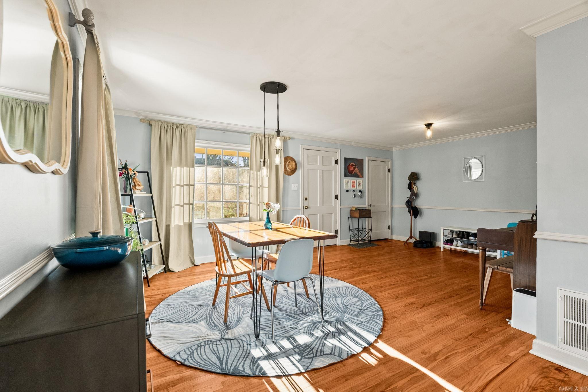 KINGWOOD PLACE - Residential