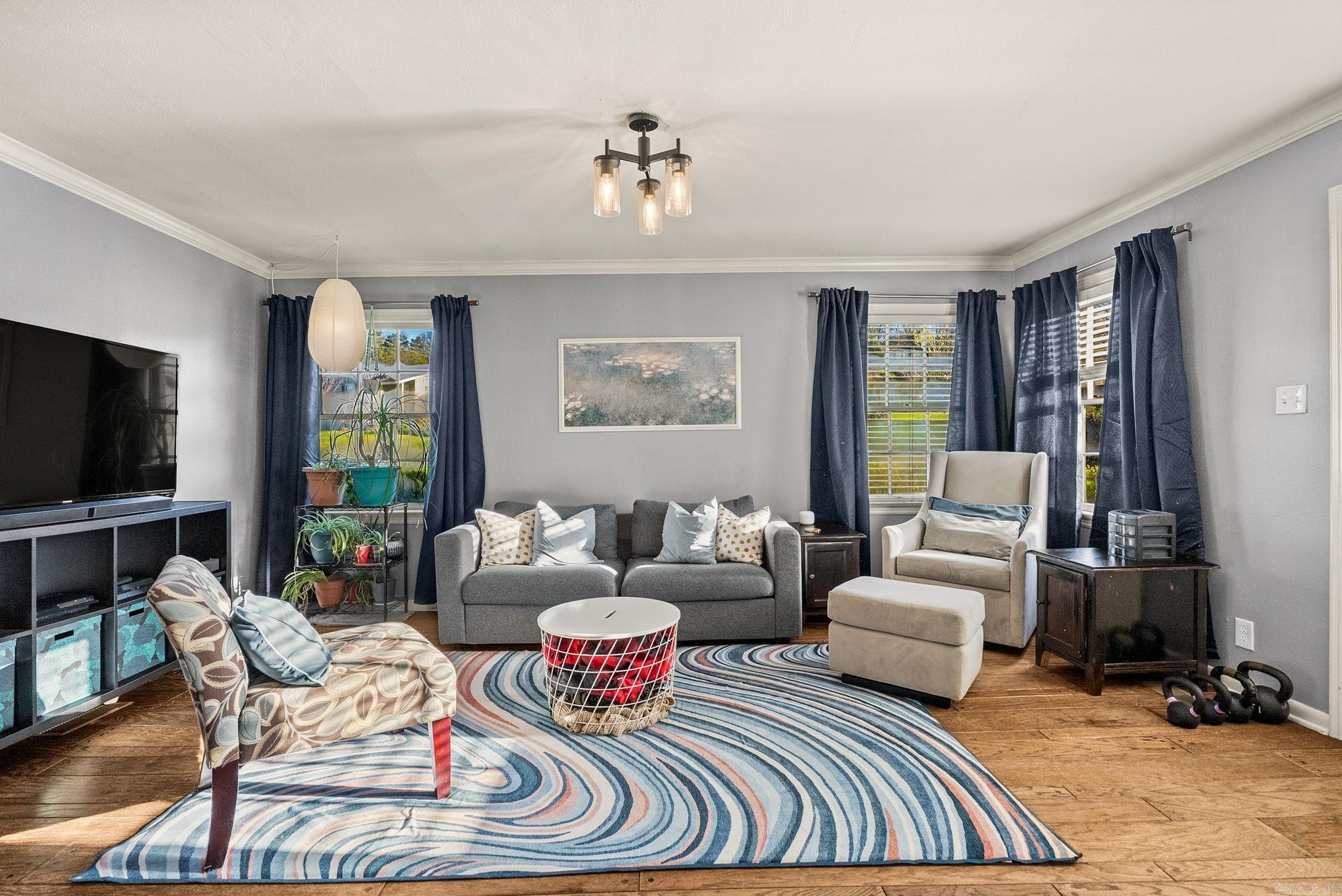 KINGWOOD PLACE - Residential