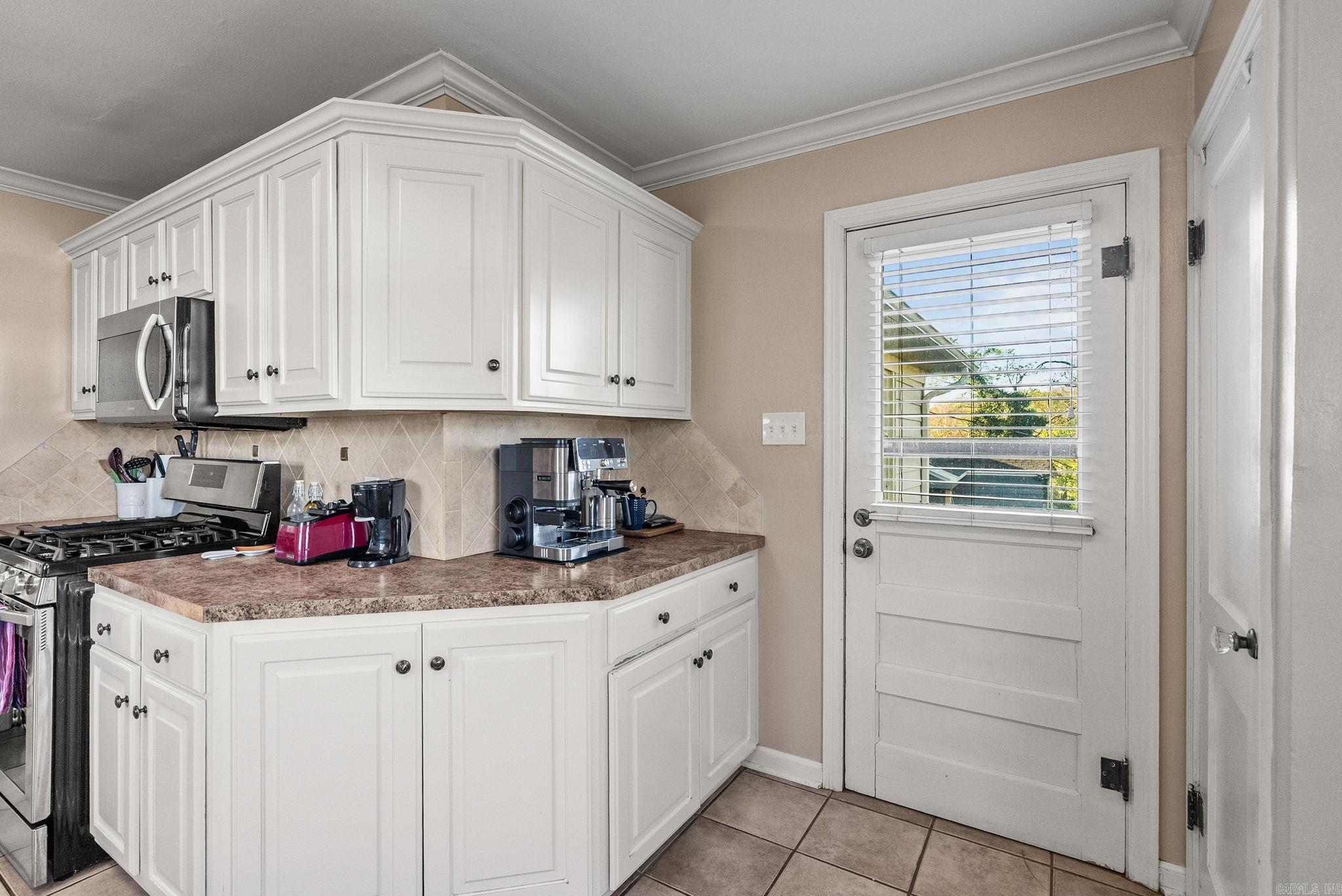 KINGWOOD PLACE - Residential