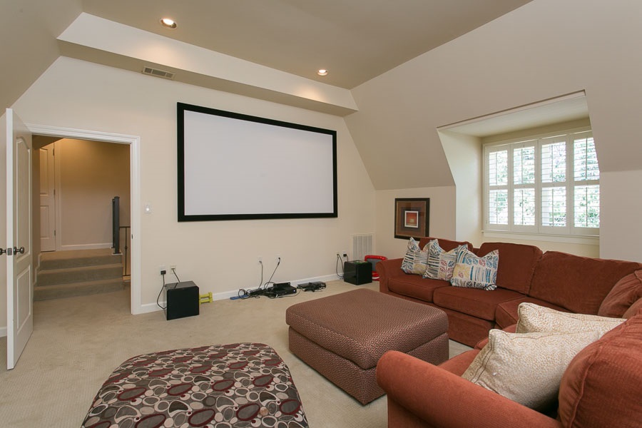 HICKORY CREEK - Residential