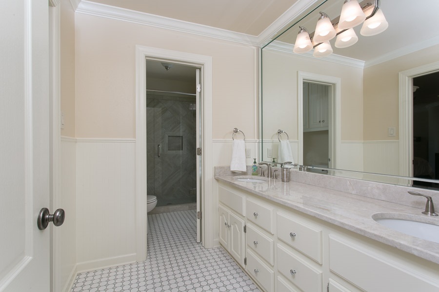 HICKORY CREEK - Residential