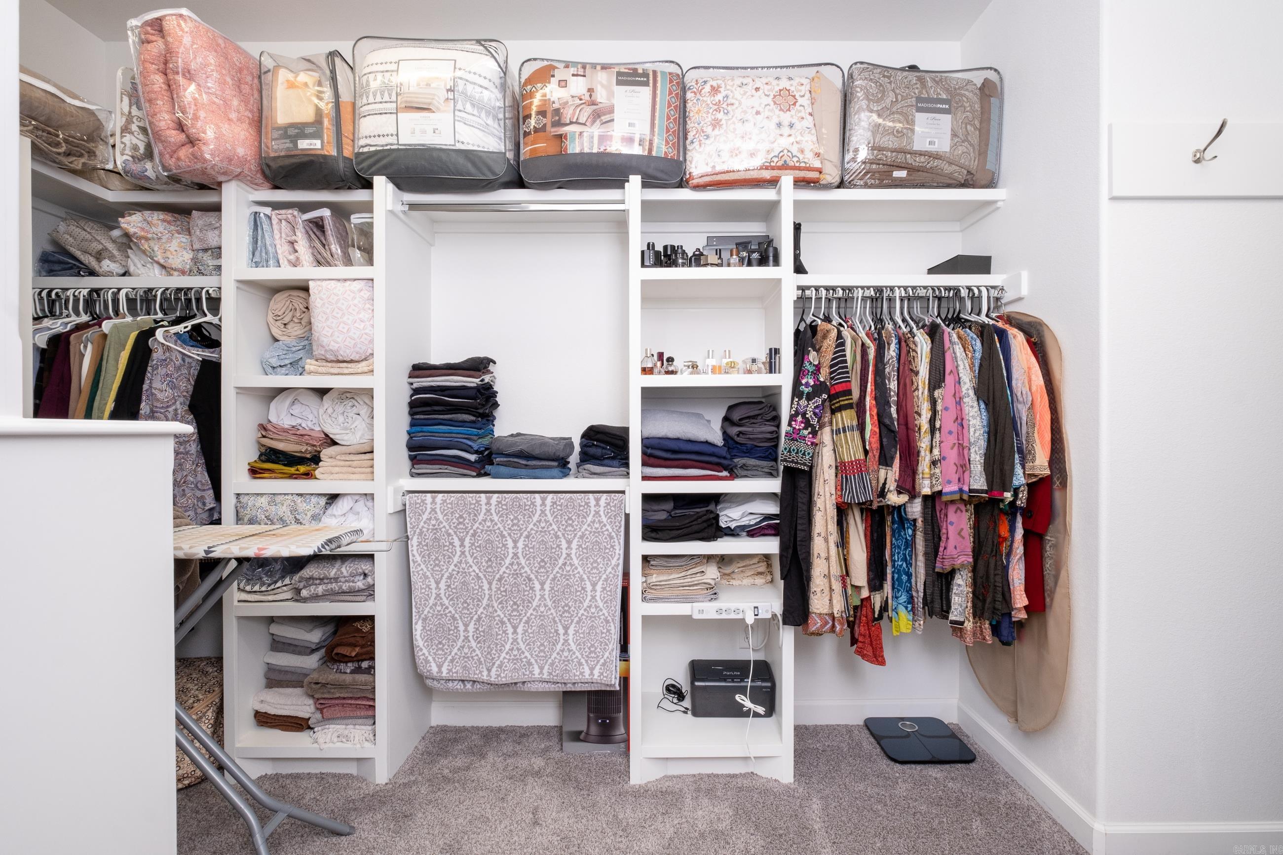 CHENAL VALLEY "MIRABEL COURT" - Residential