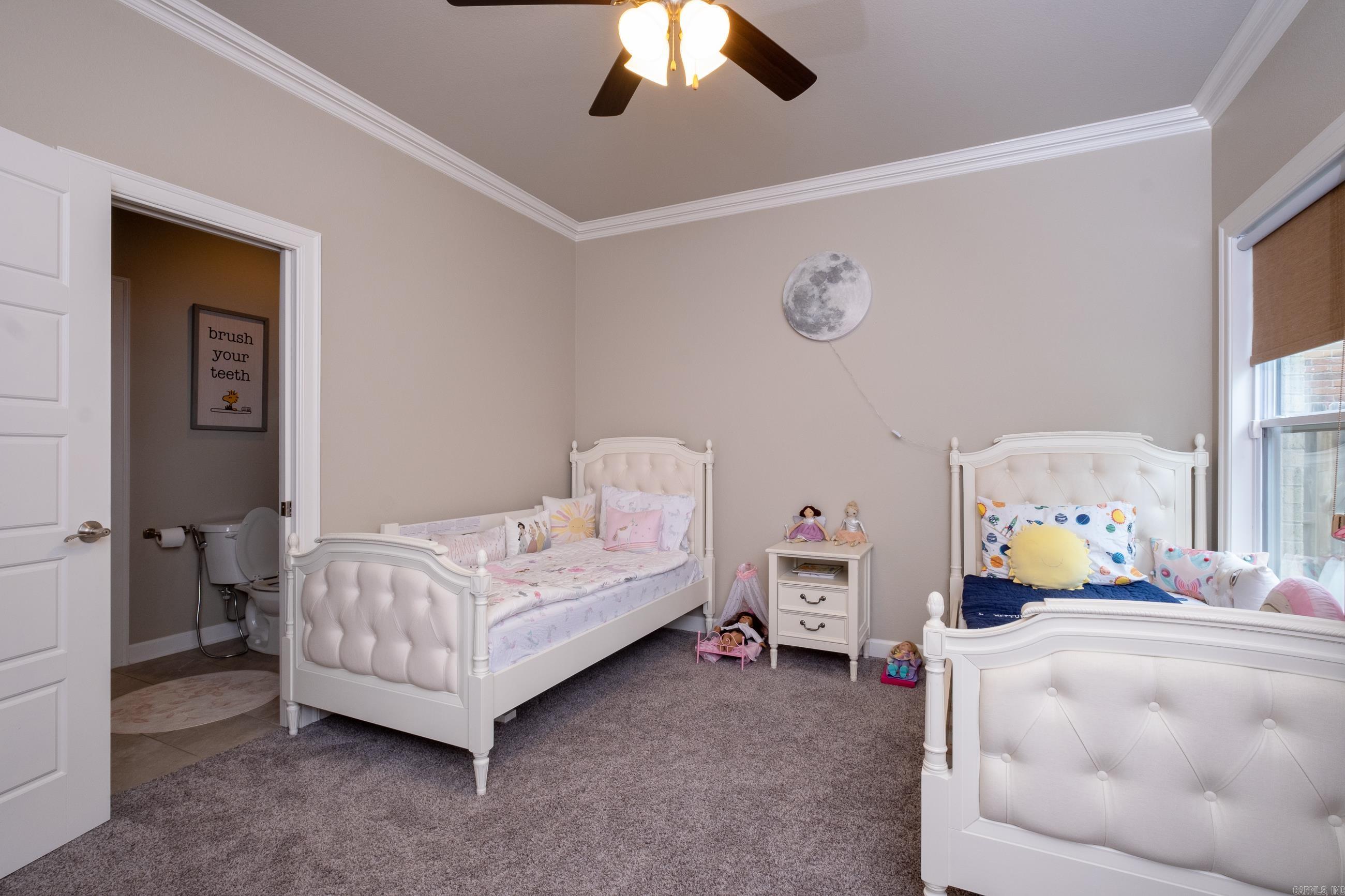 CHENAL VALLEY "MIRABEL COURT" - Residential