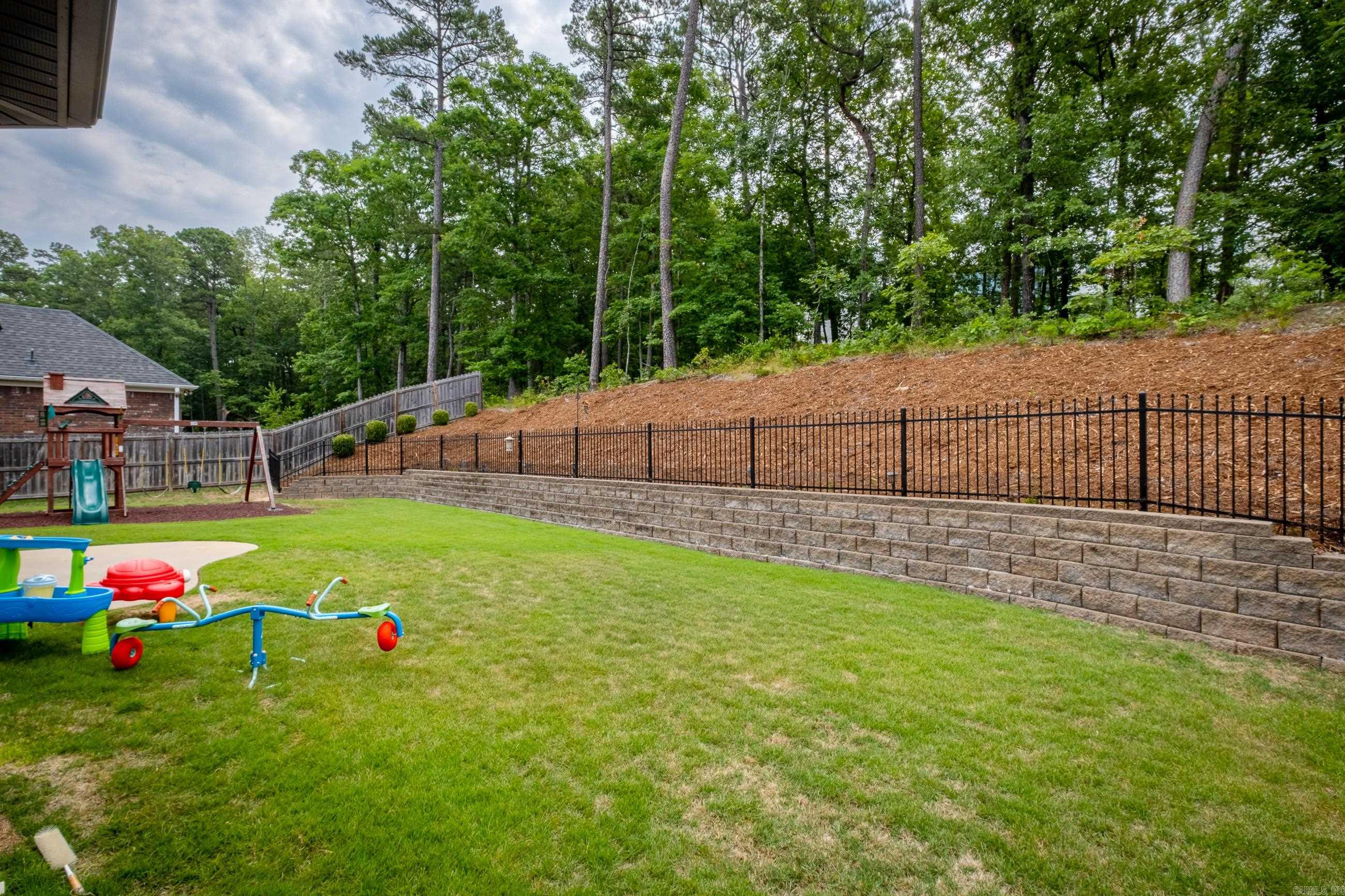 CHENAL VALLEY "MIRABEL COURT" - Residential