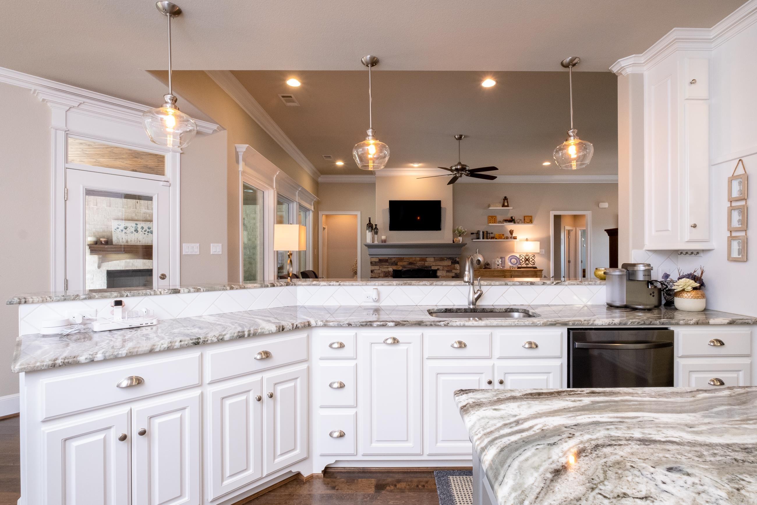 CHENAL VALLEY "MIRABEL COURT" - Residential