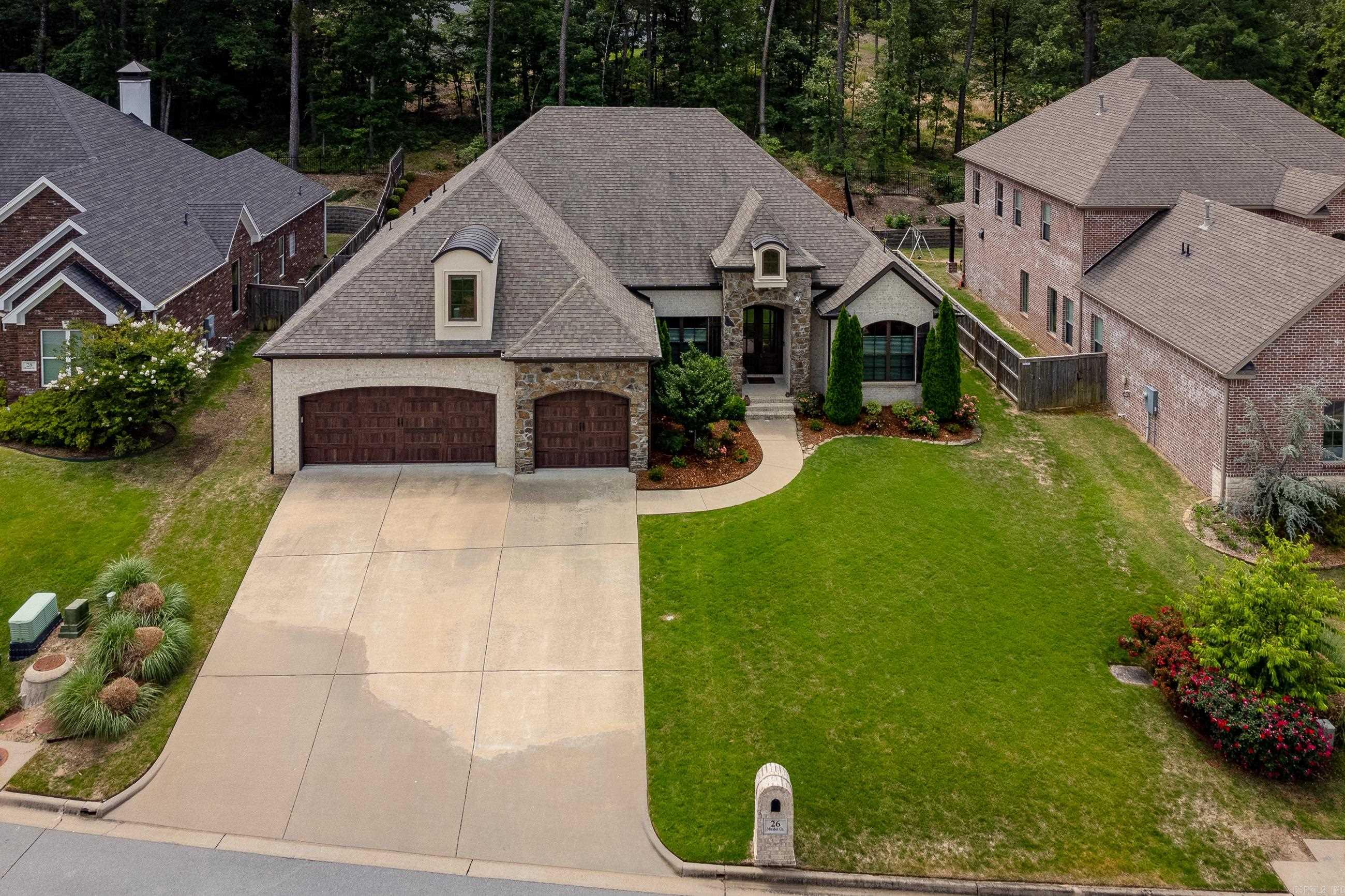 CHENAL VALLEY "MIRABEL COURT" - Residential