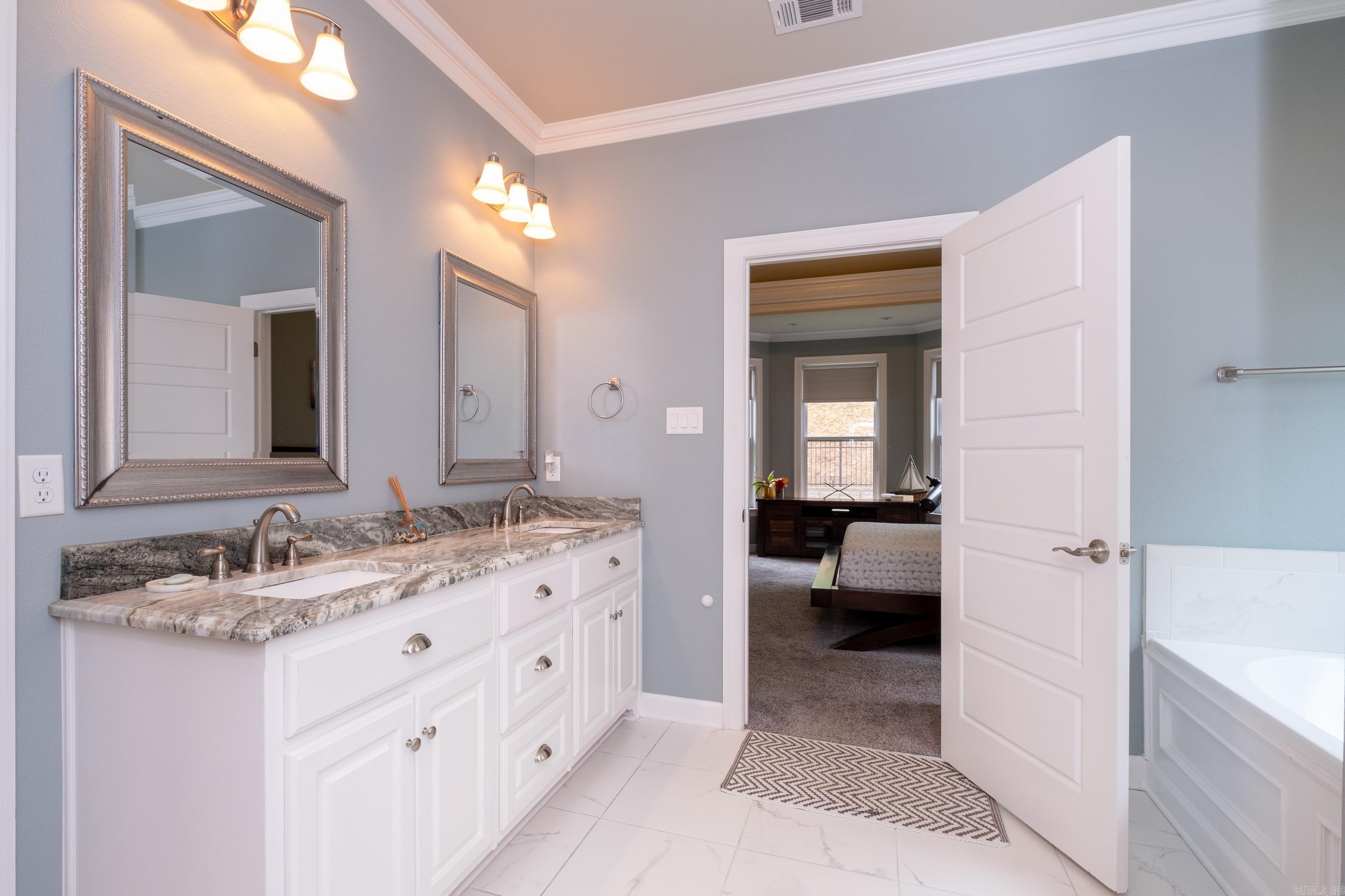 CHENAL VALLEY "MIRABEL COURT" - Residential