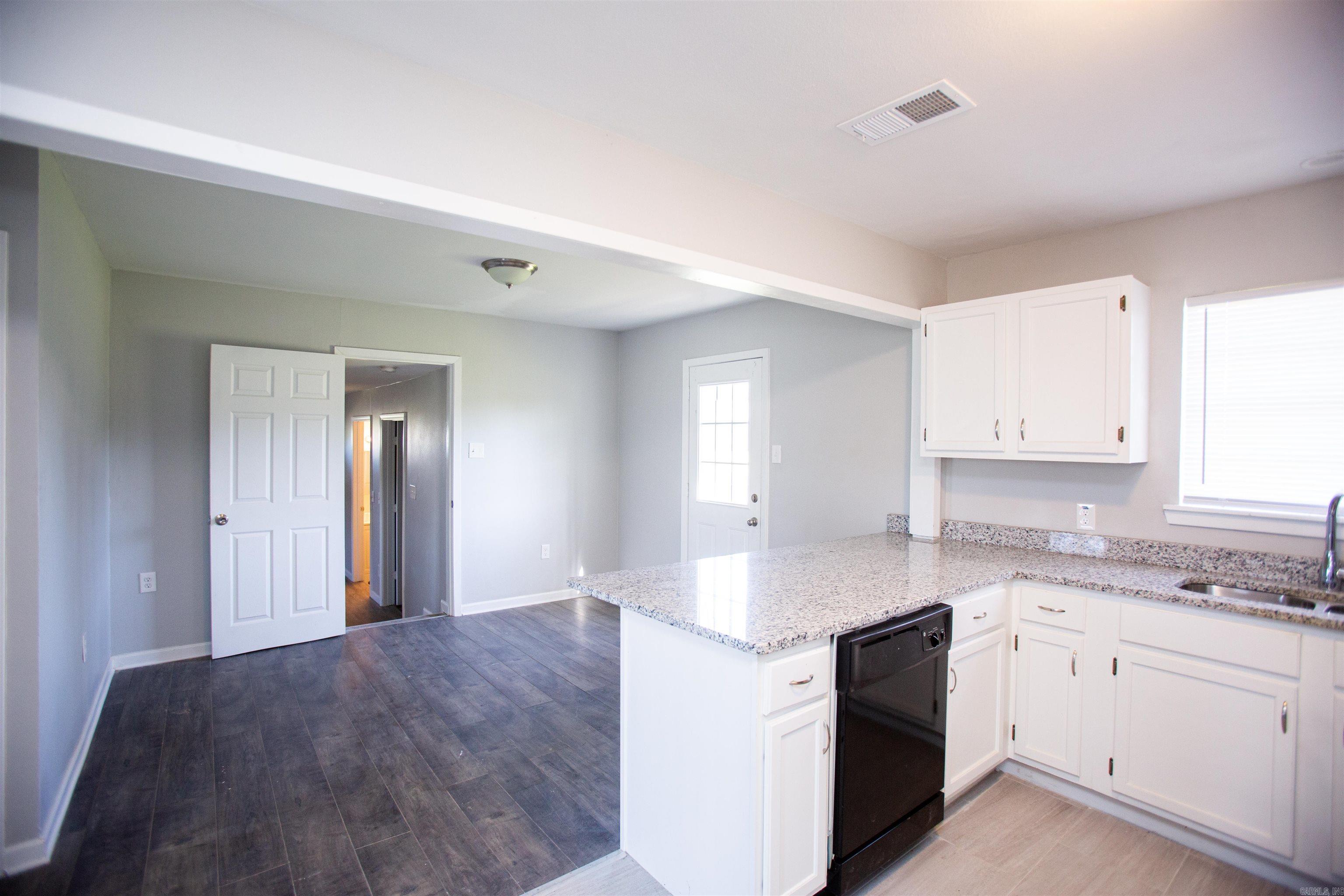 Meadow Park - Residential Lease