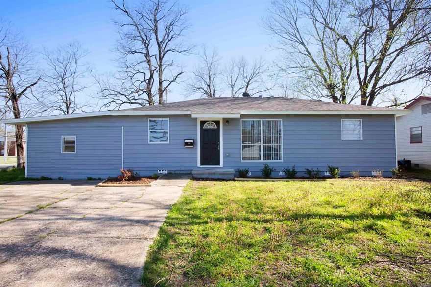 Great 3BD home in NLR.