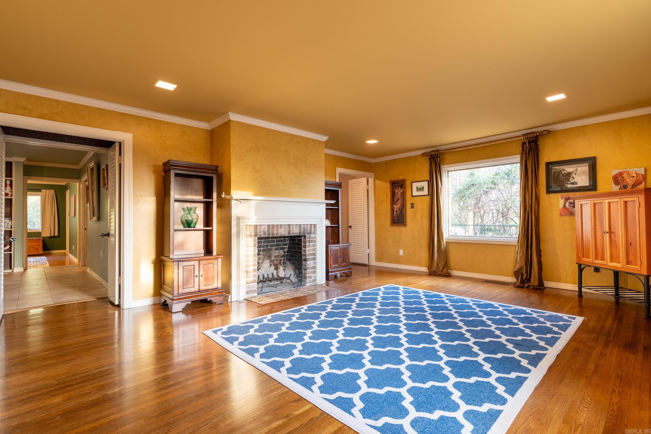 SHANNON HILLS EAST - Residential