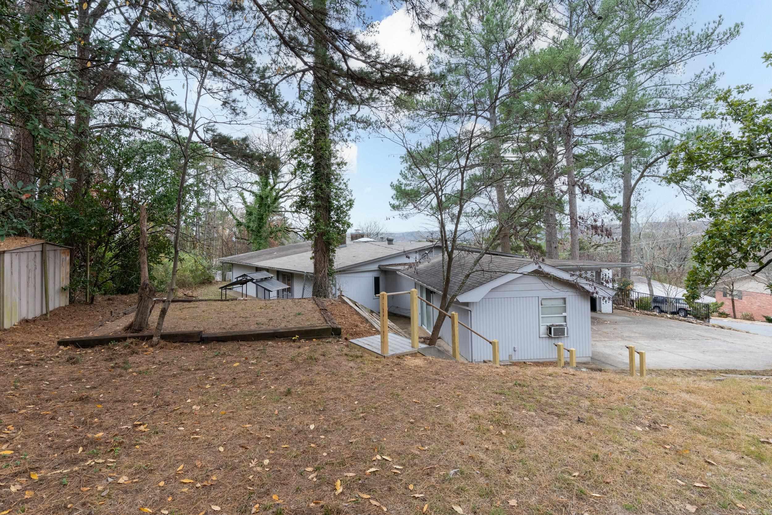 SHANNON HILLS EAST - Residential