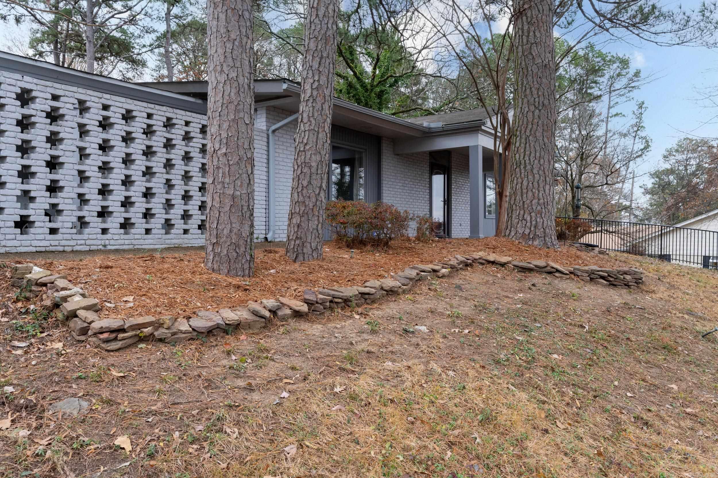 SHANNON HILLS EAST - Residential