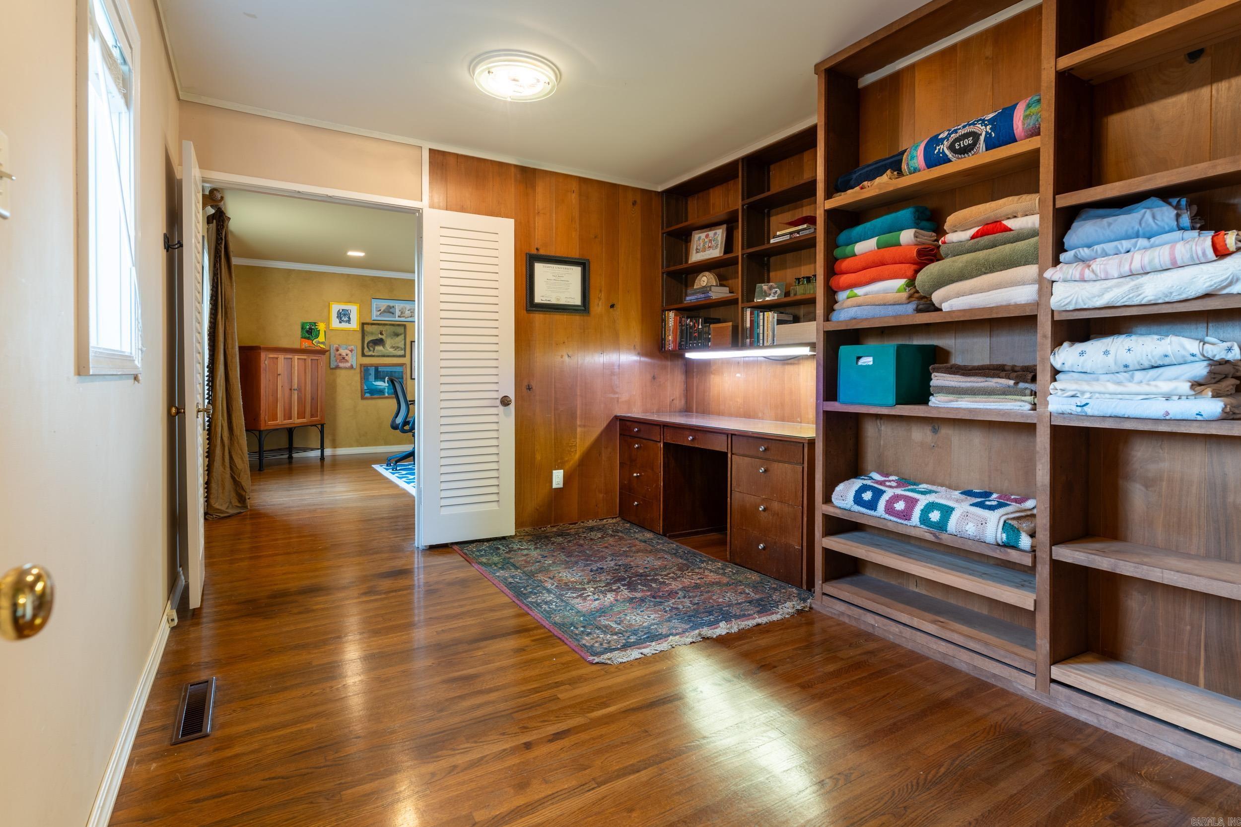 SHANNON HILLS EAST - Residential