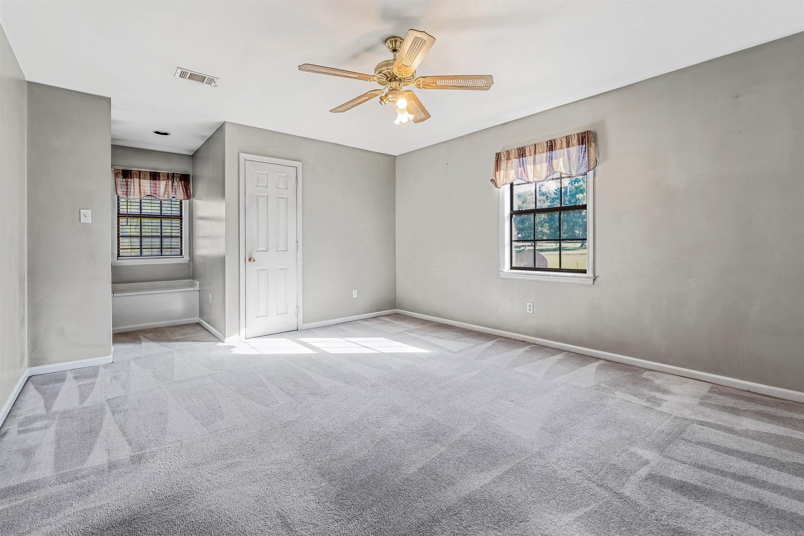 OAK GROVE - Residential