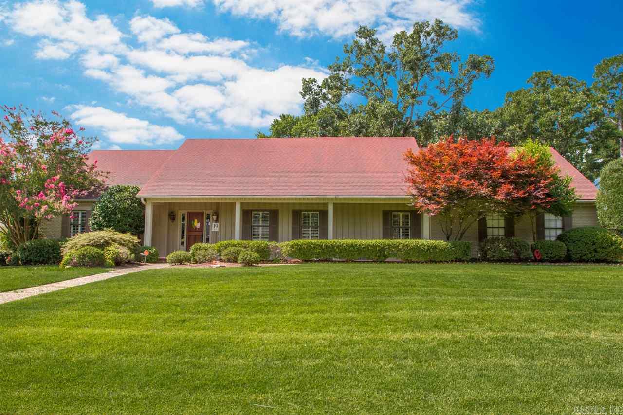 The ultimate Family home in the heart of Pleasant Valley! Spectacular floor plan and design.  Large living room adjacent to banquet dining.  Fabulous open kitchen flows into family living. Beautiful reclaimed hardwoods.  Luxurious master suite with spa bath and full guest suite on the main level.  Outstanding den with vaulted ceiling, along with office area and large utility. Upstairs two additional bedrooms with full bath.  Sep. media or game room.  Sun terrace overlooking wonderful level back yard!