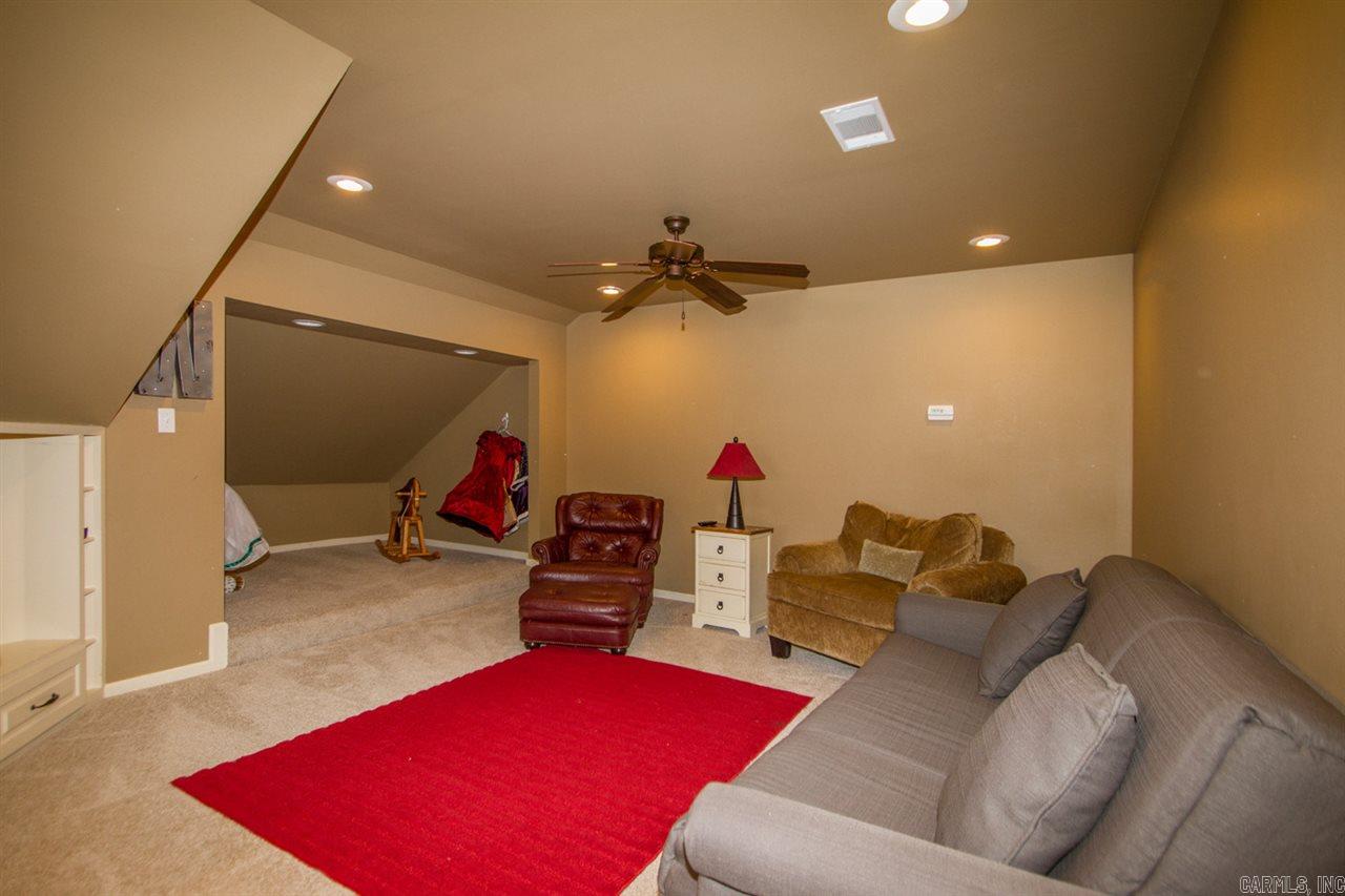 PLEASANT VALLEY - Residential