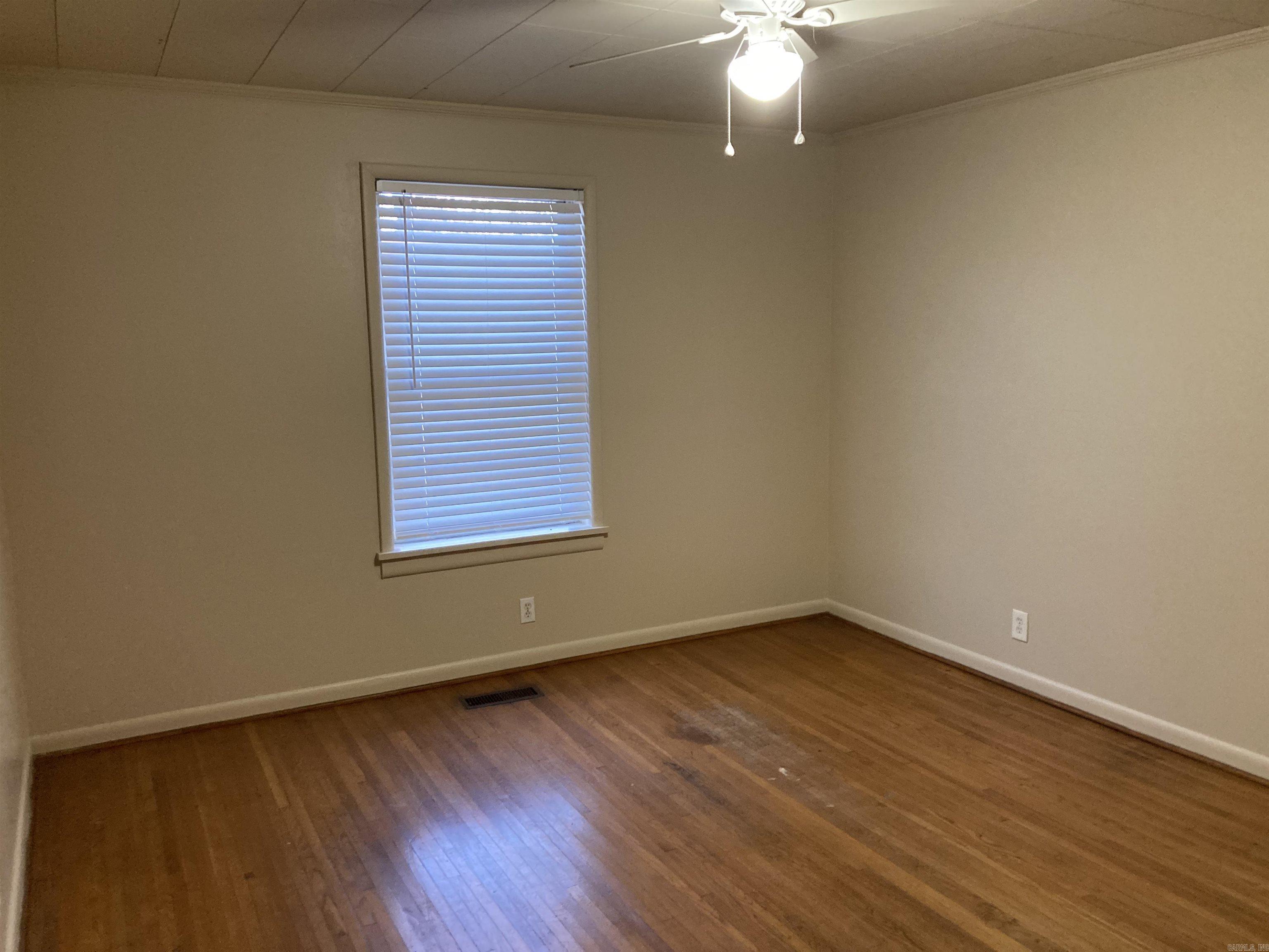 Powers WM T - Residential Lease