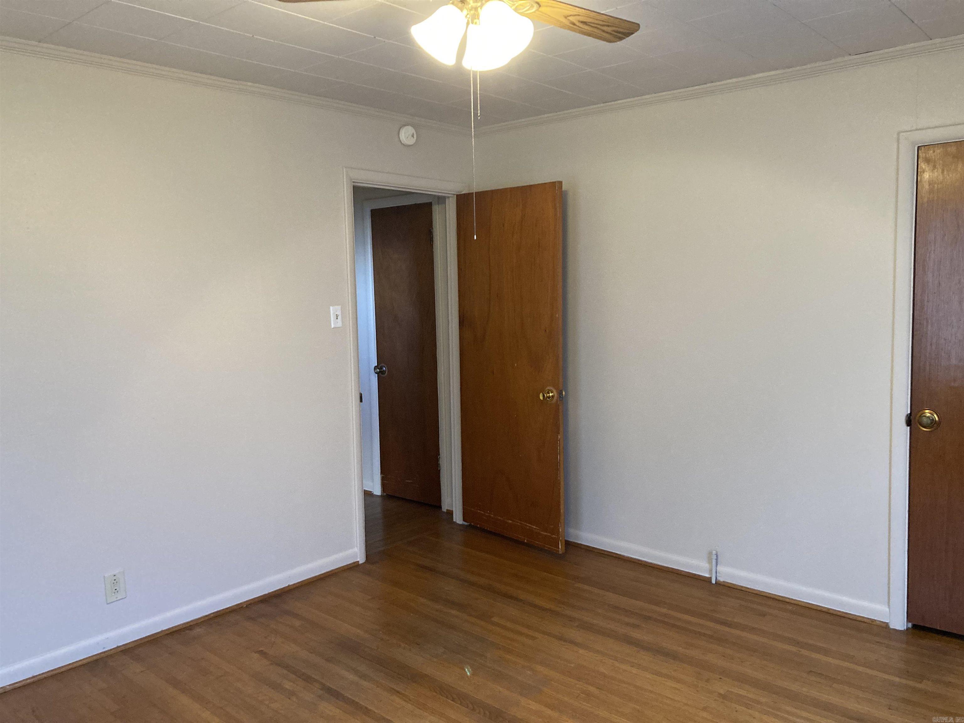 Powers WM T - Residential Lease