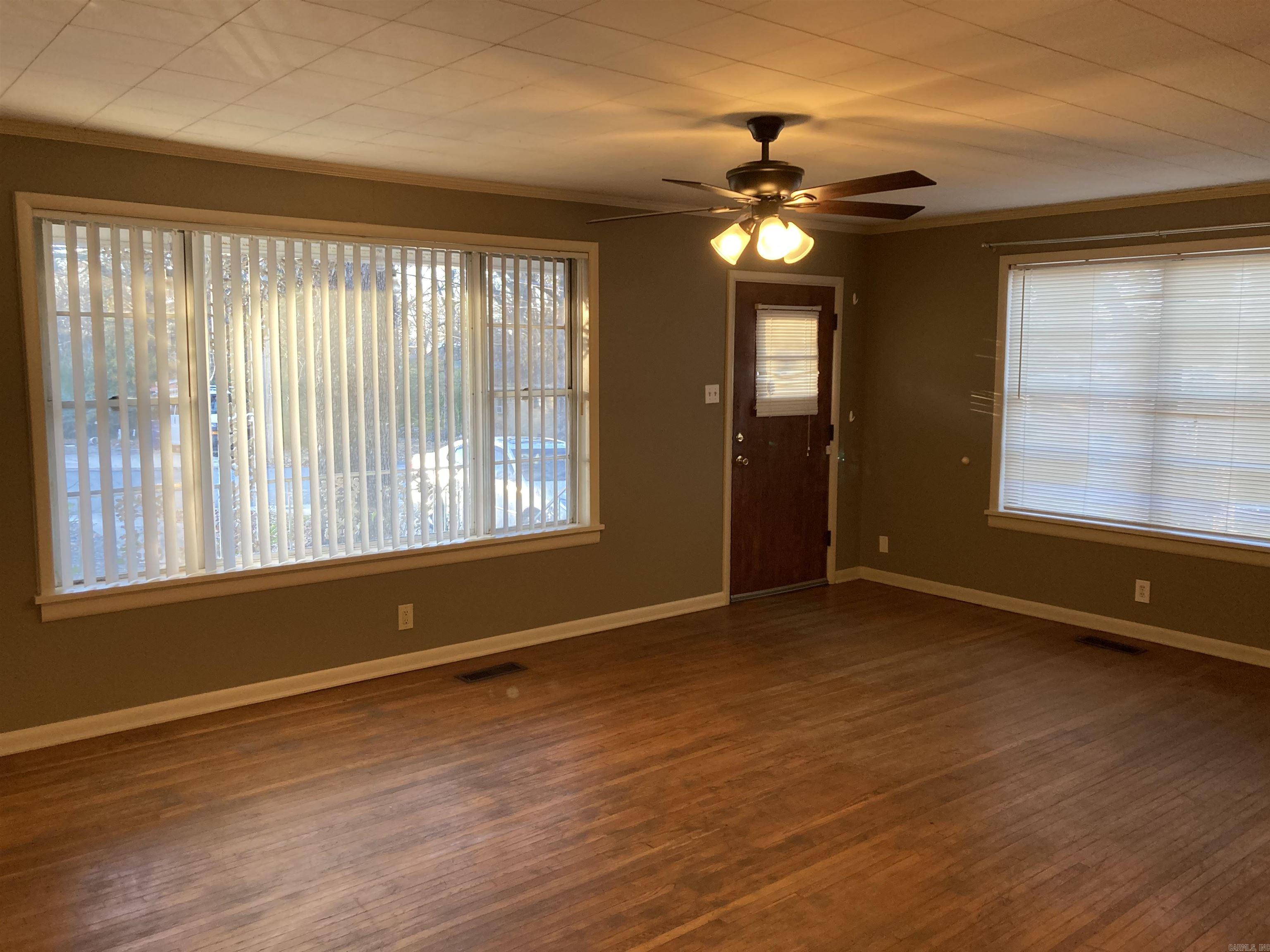 Powers WM T - Residential Lease