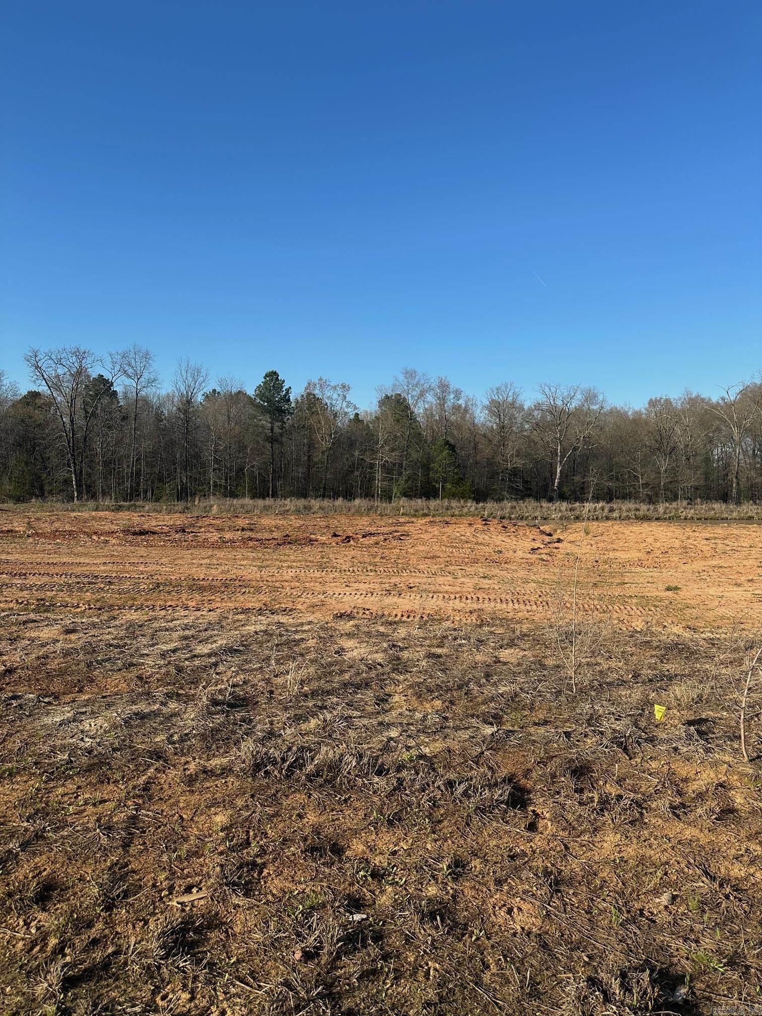 COUNTRY CLUB OF ARK THE - Land