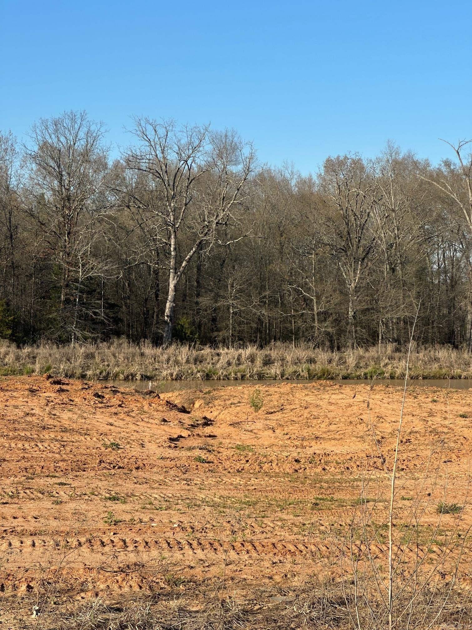 COUNTRY CLUB OF ARK THE - Land