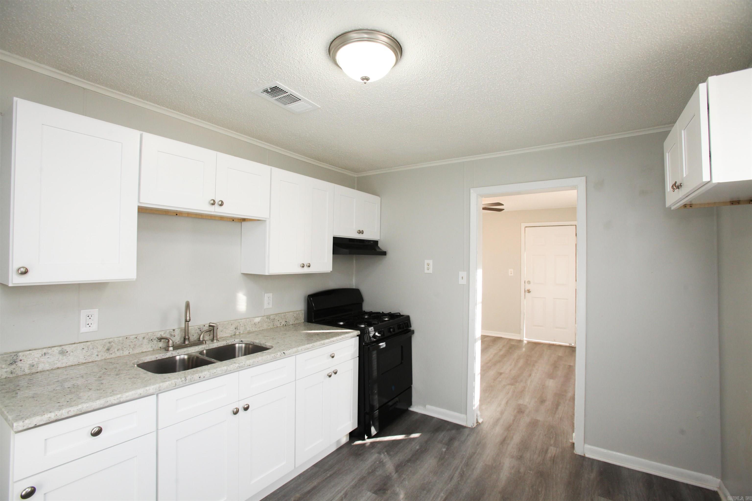 Sunnyside Hills - Residential Lease