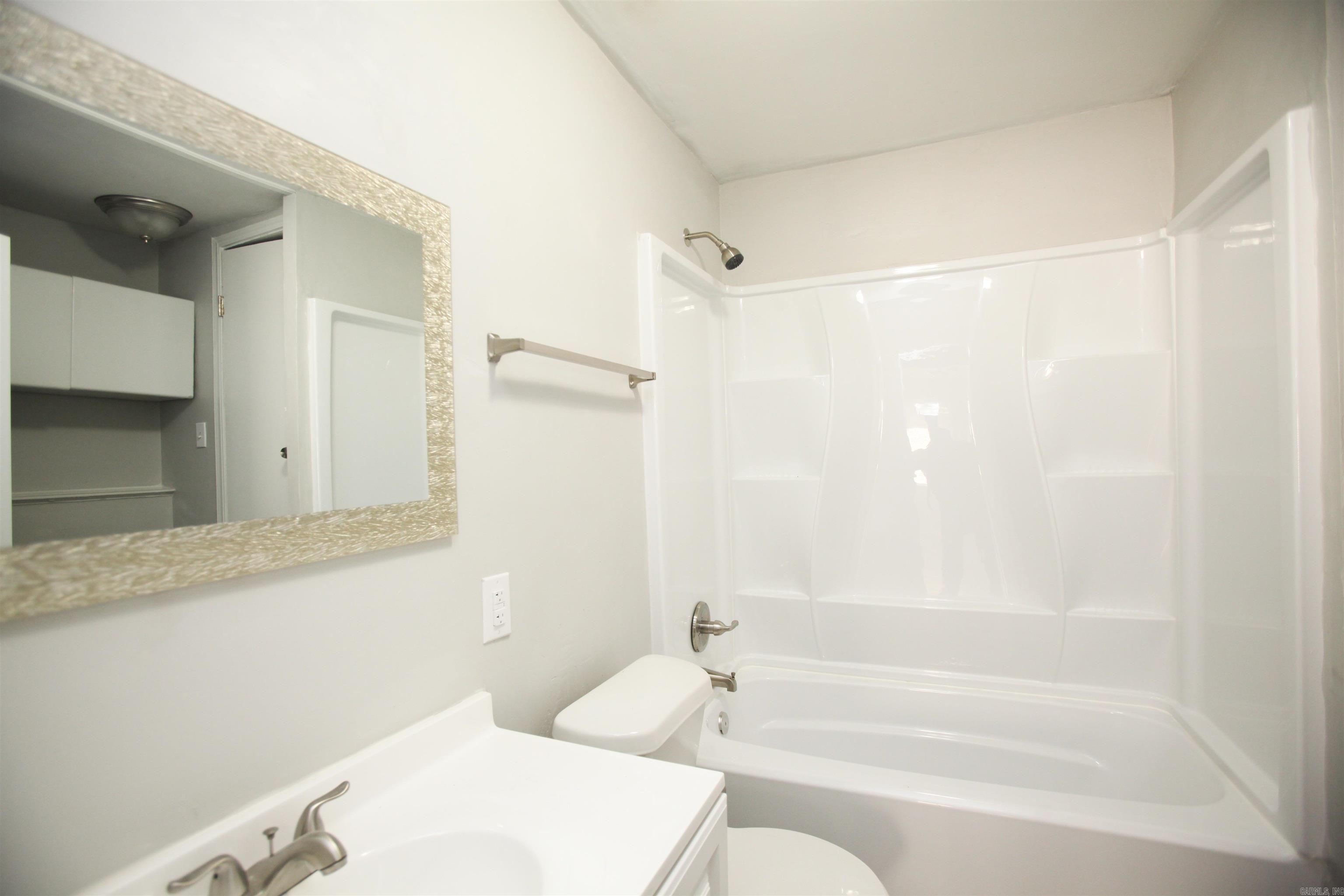 Sunnyside Hills - Residential Lease