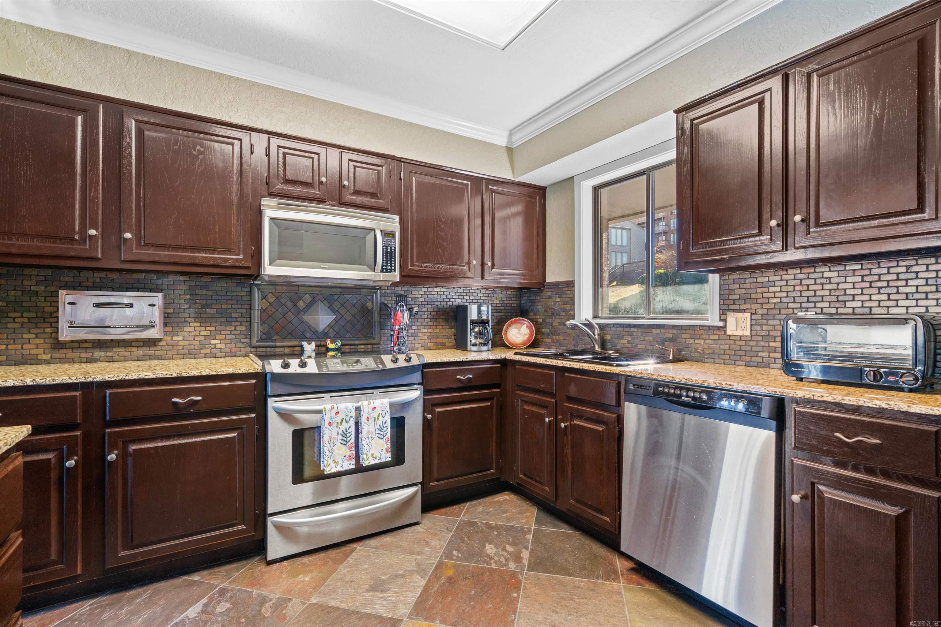 SOUTH SHORE HPR - Residential