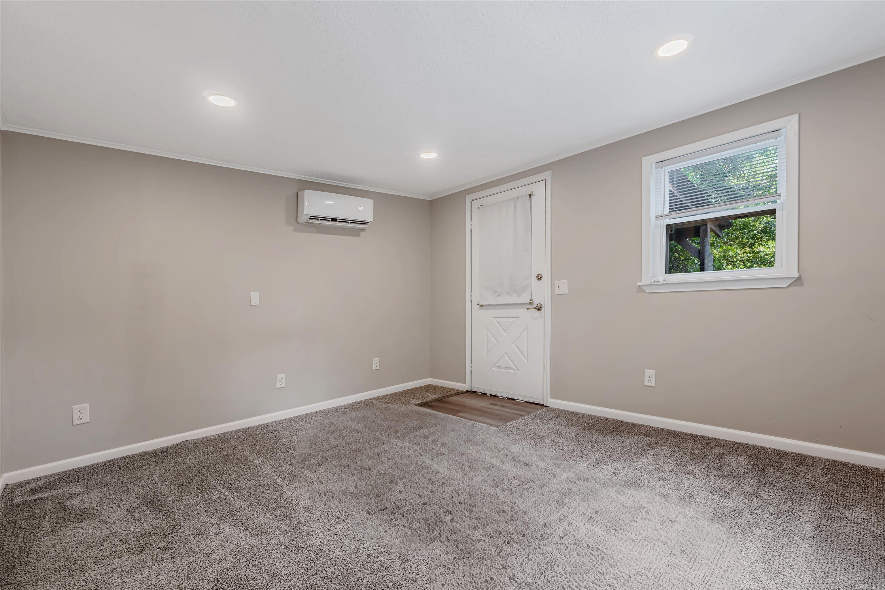 CEDAR POINT HEIGHTS - Residential