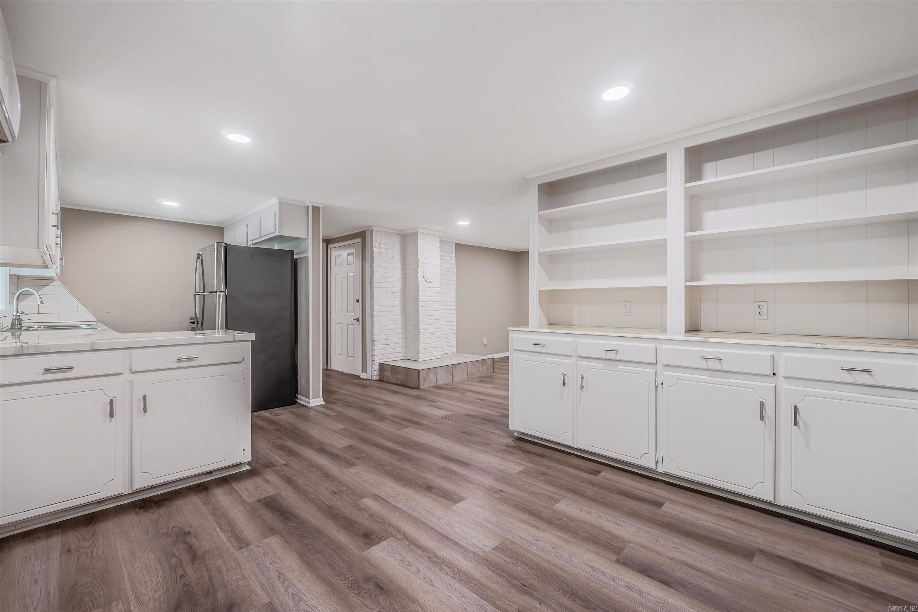 CEDAR POINT HEIGHTS - Residential