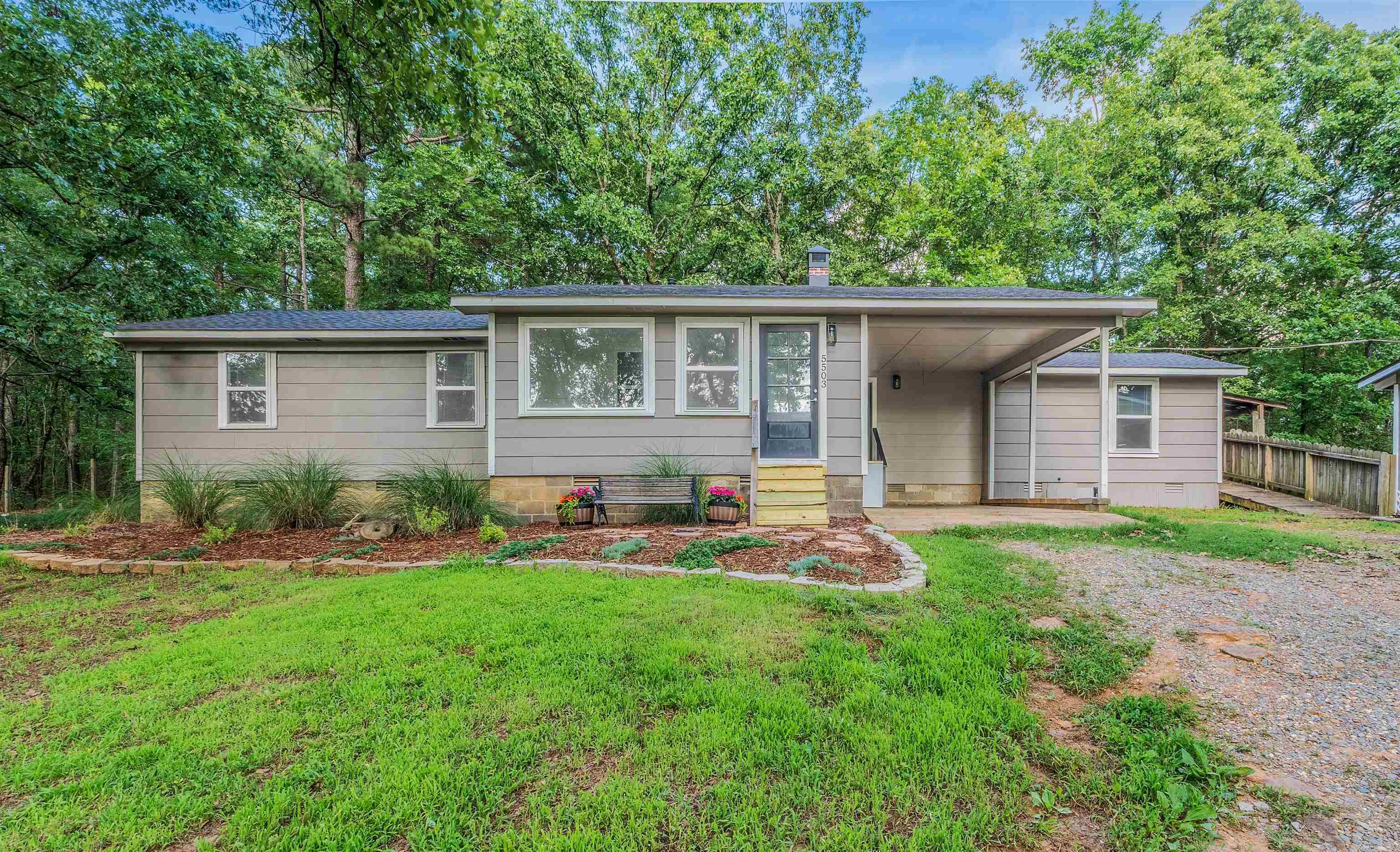 CEDAR POINT HEIGHTS - Residential