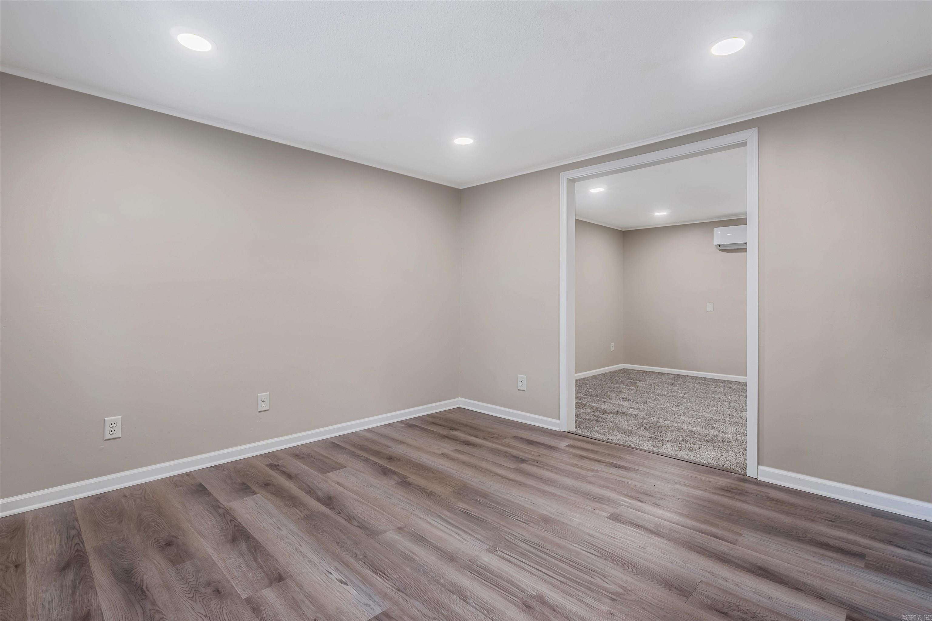 CEDAR POINT HEIGHTS - Residential
