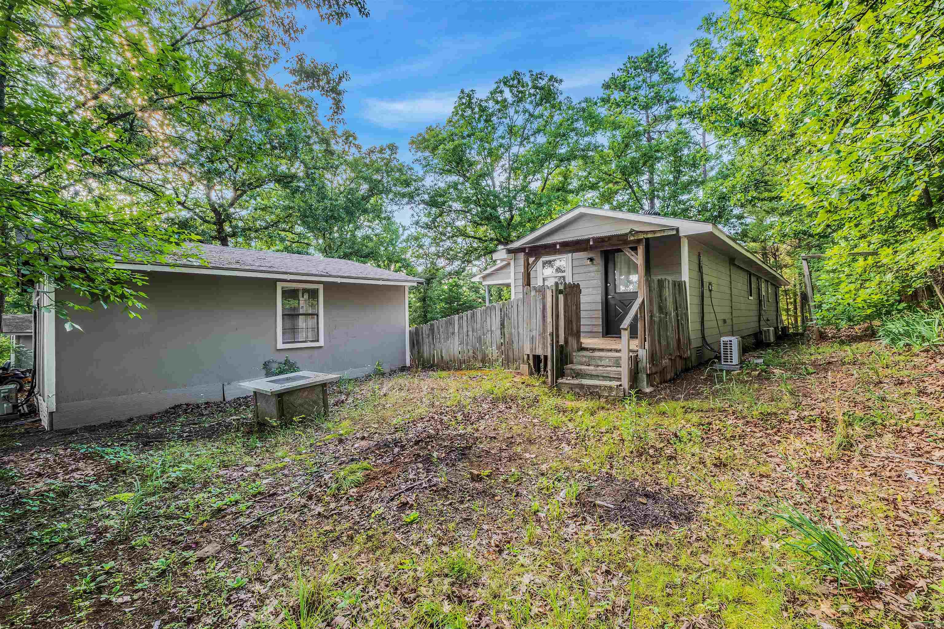 CEDAR POINT HEIGHTS - Residential