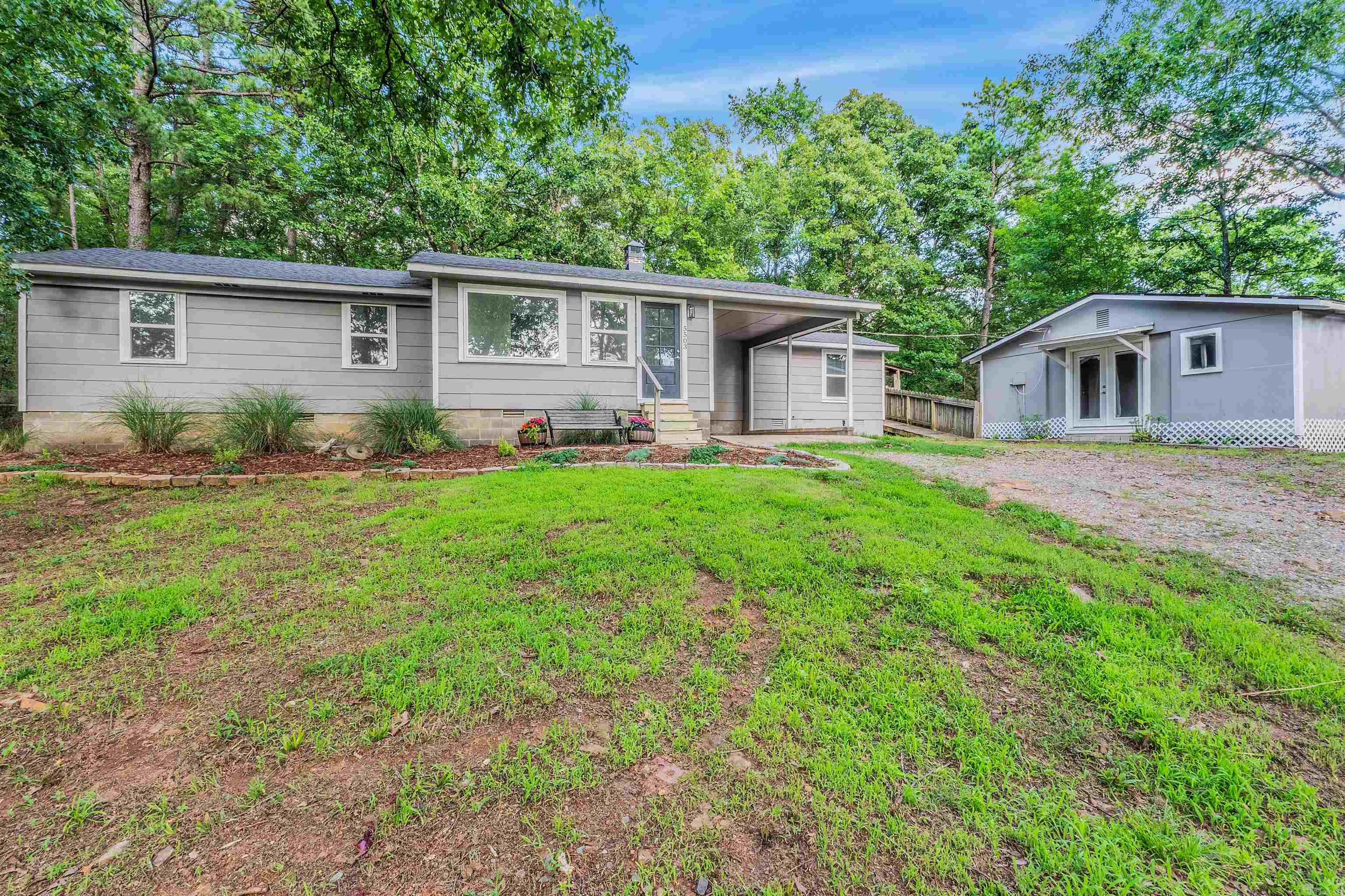 CEDAR POINT HEIGHTS - Residential