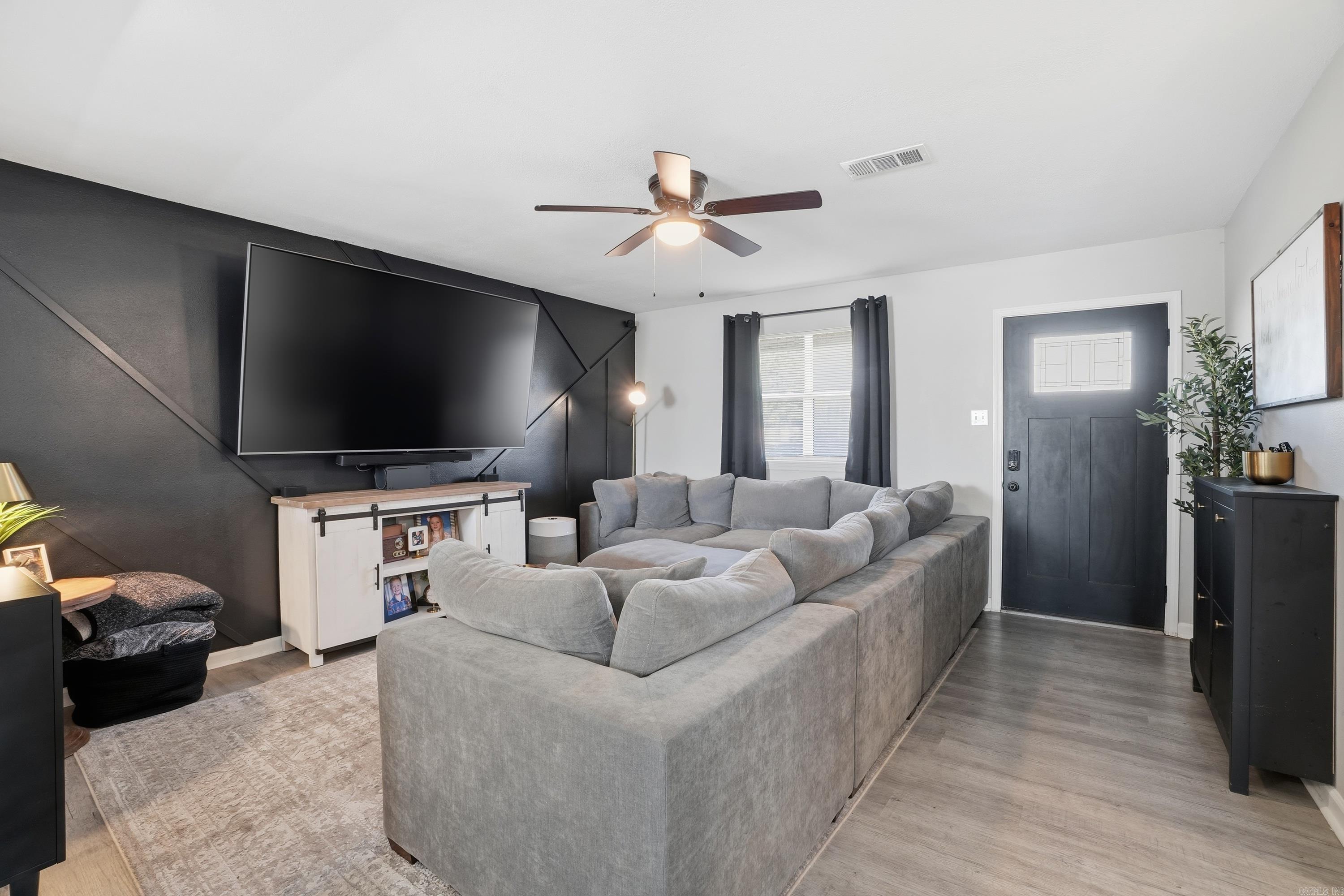 SOUTHBRIDGE - Residential